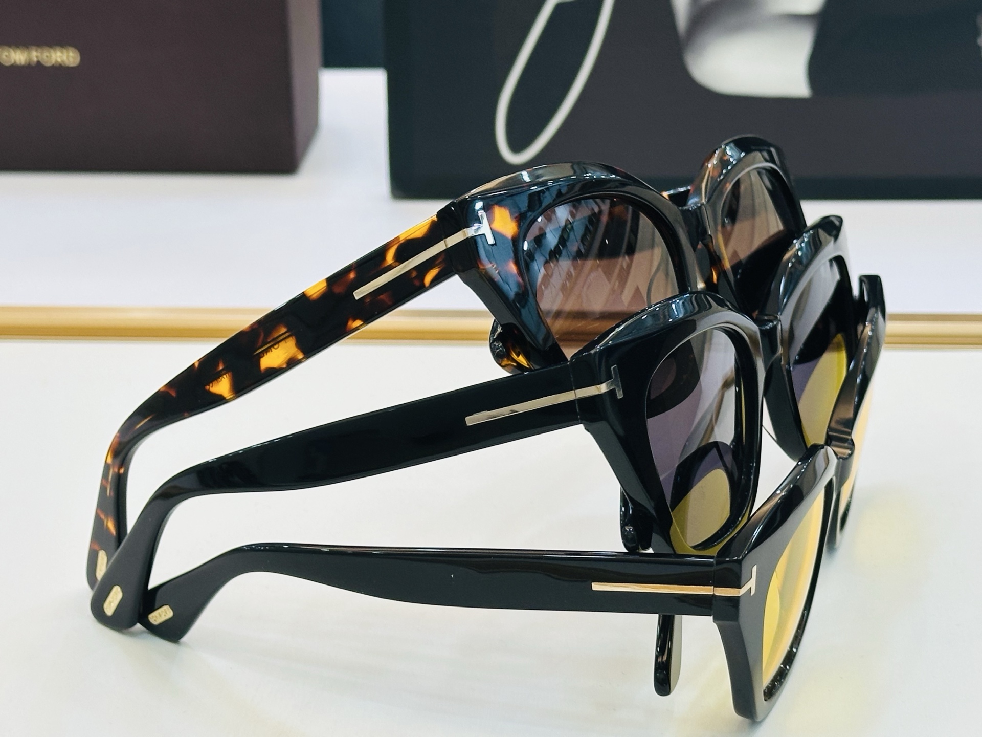 🎉TOM FOR*🎉汤姆家 Model: FT1031 Size：52口18-140 时尚框 板材太阳镜