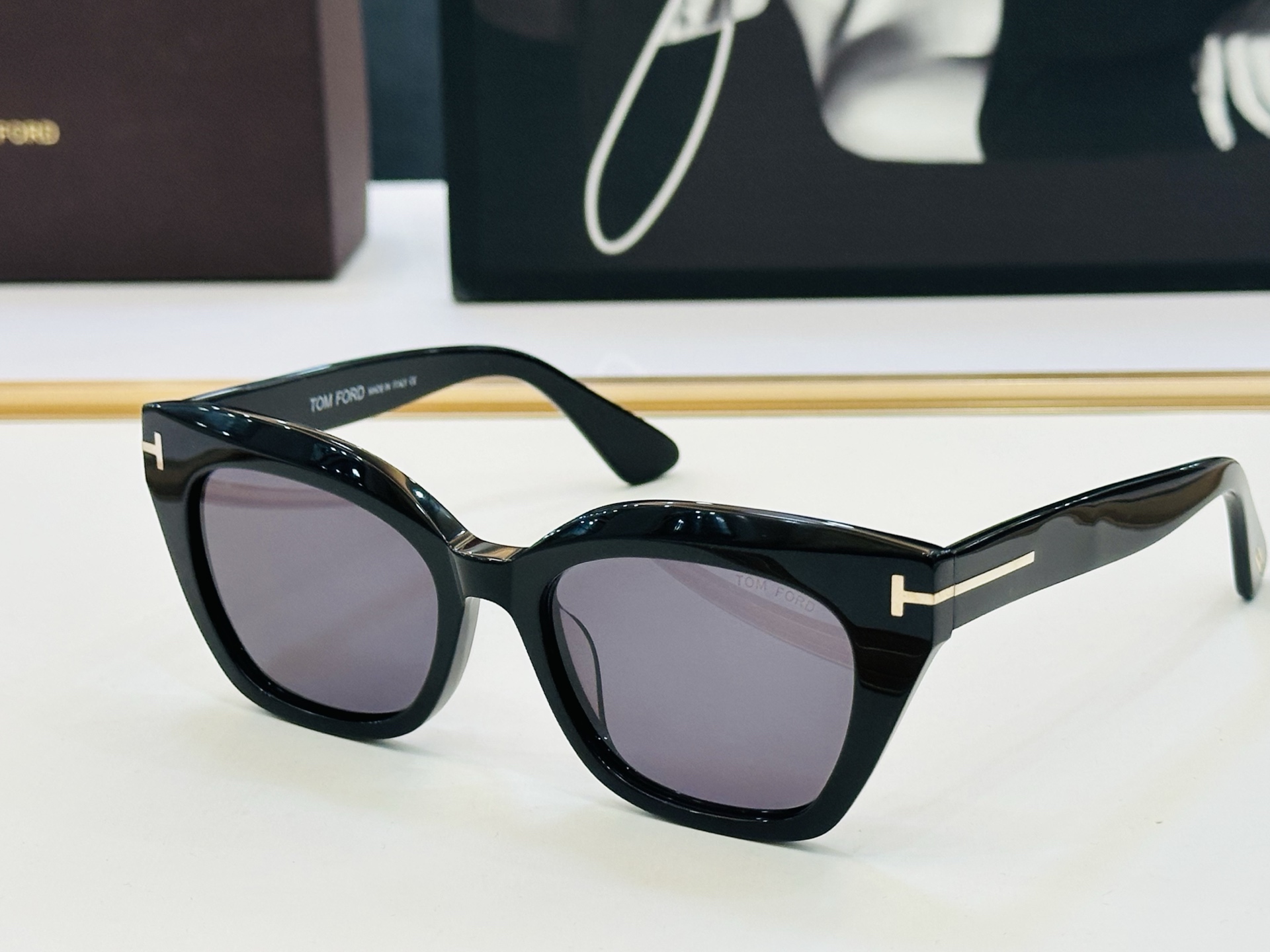 🎉TOM FOR*🎉汤姆家 Model: FT1031 Size：52口18-140 时尚框 板材太阳镜