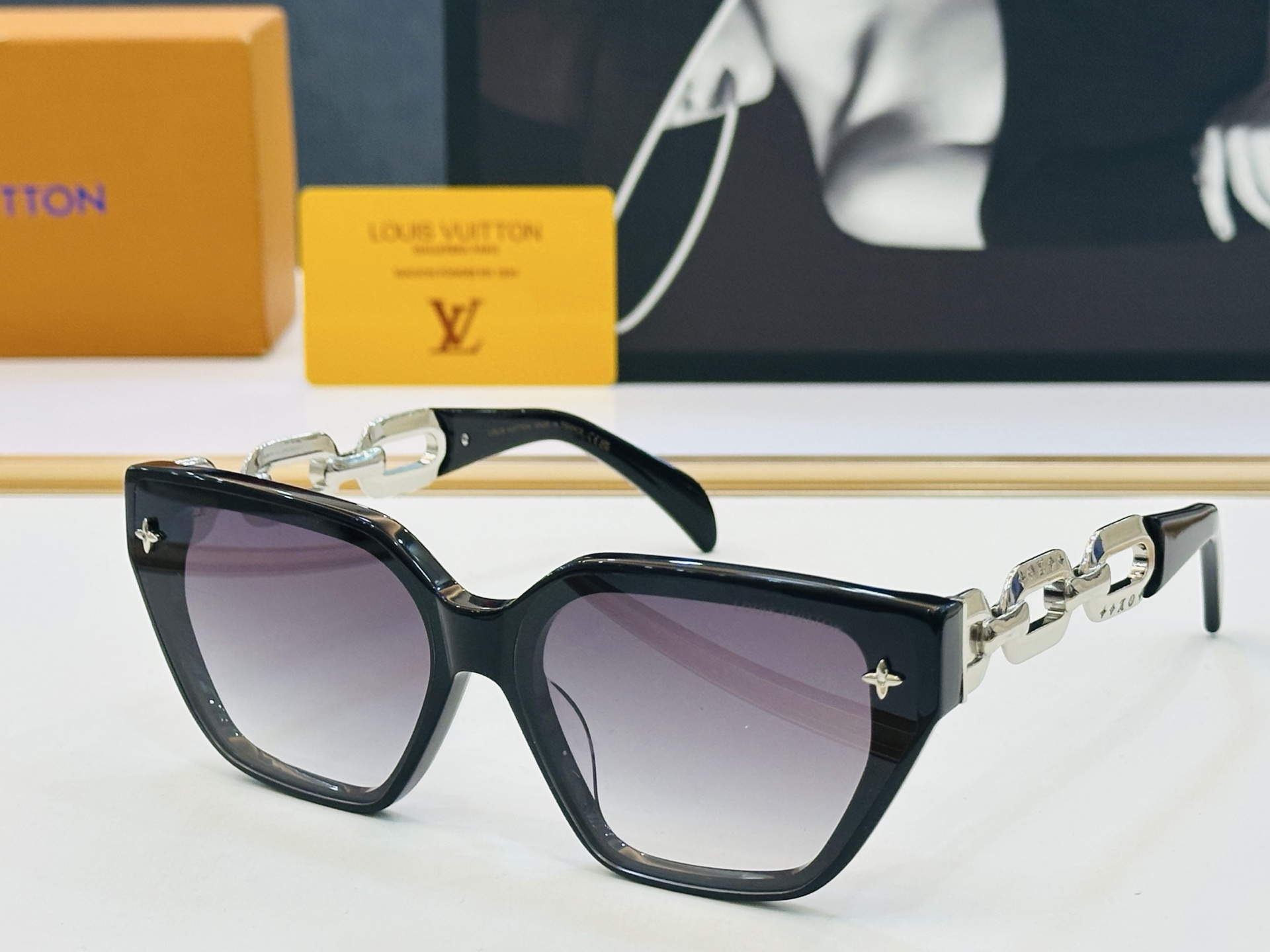 路易家 🎩Z2039U Size：54口19-148 充满活力的 展现独特个性🌟展现大气的你 J高品质 