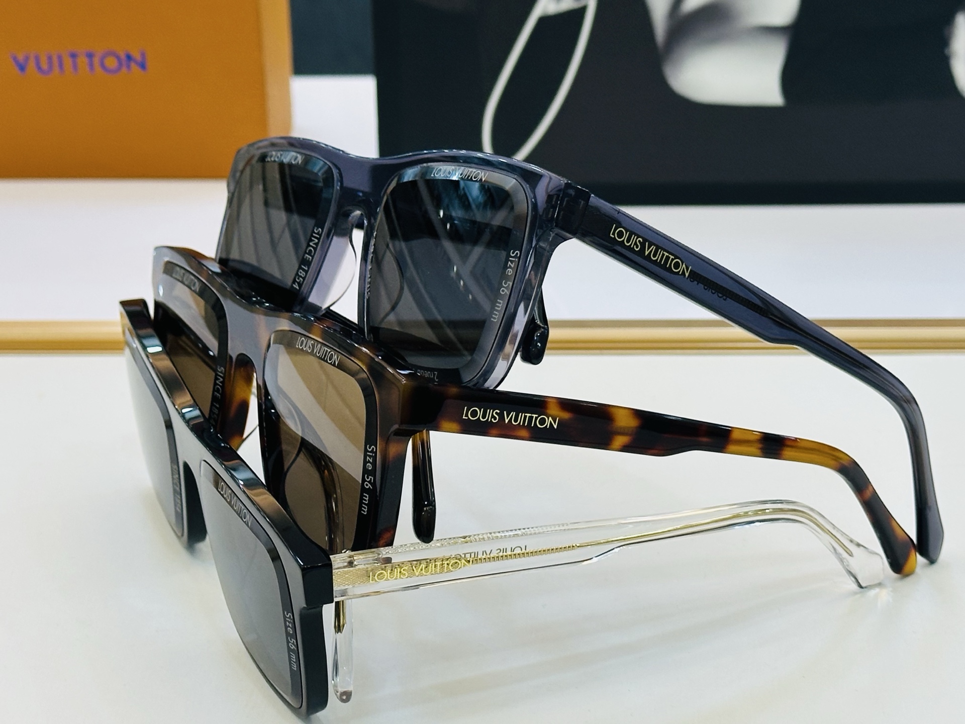 路易家 🎩Z2907U Size：56口16-145 充满活力的 展现独特个性🌟展现大气的你 Wen 高