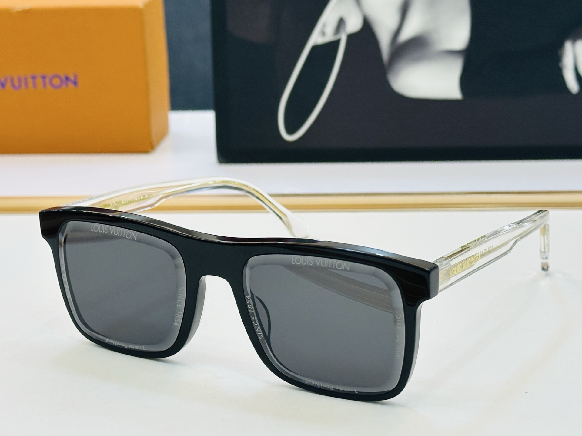 路易家 🎩Z2907U Size：56口16-145 充满活力的 展现独特个性🌟展现大气的你 Wen 高