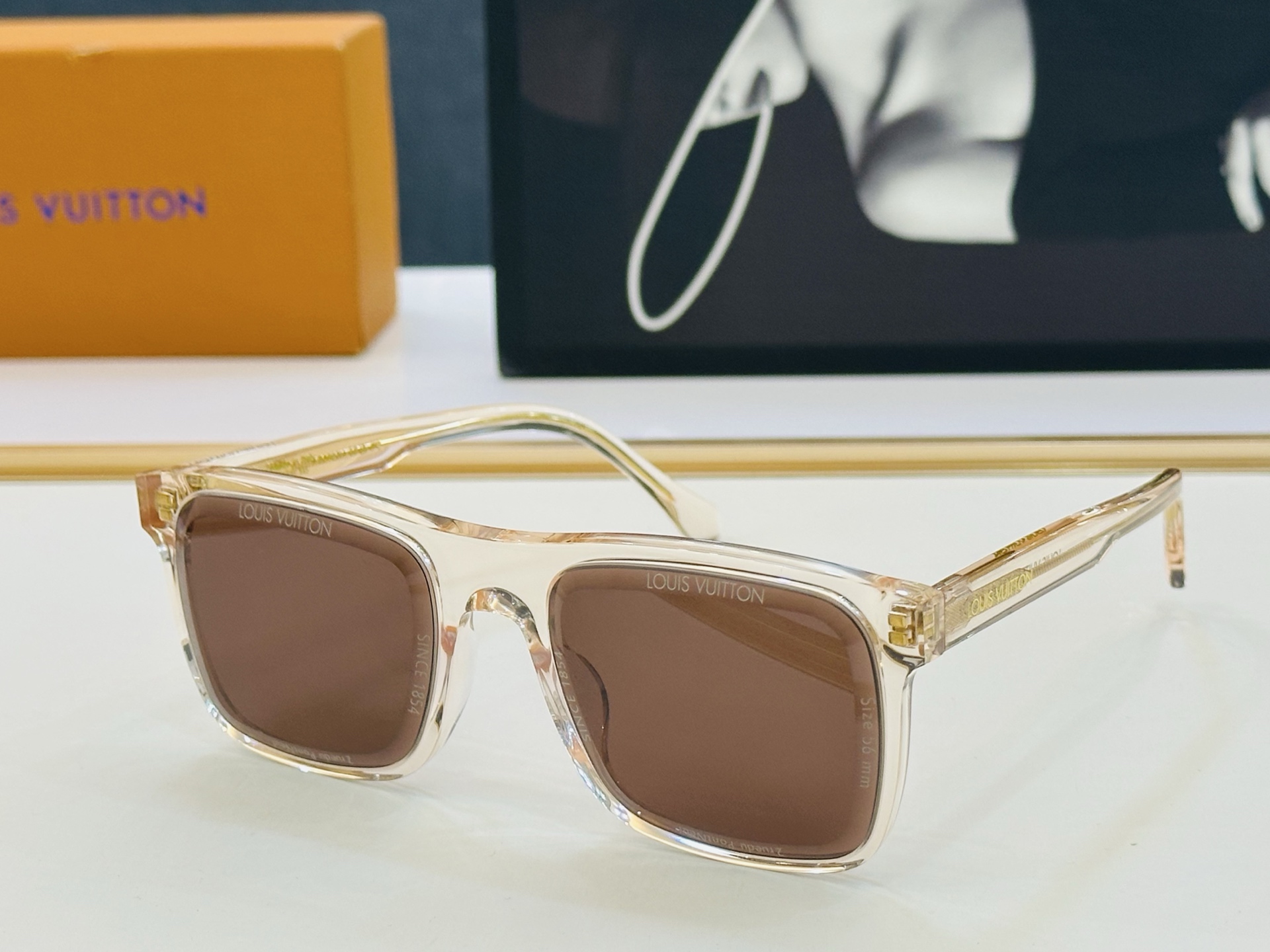 路易家 🎩Z2907U Size：56口16-145 充满活力的 展现独特个性🌟展现大气的你 Wen 高