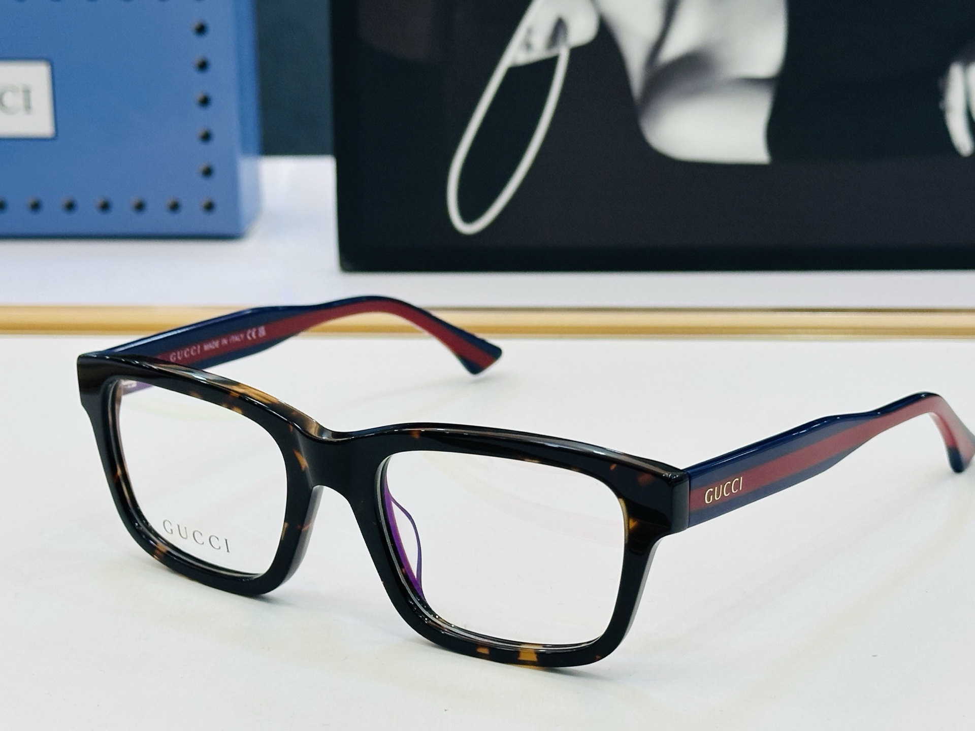 GUCCl*古家 时尚太阳镜 GG1865O Size：52口20-145 🎈超时尚☀☀💝🙏 L完美板材