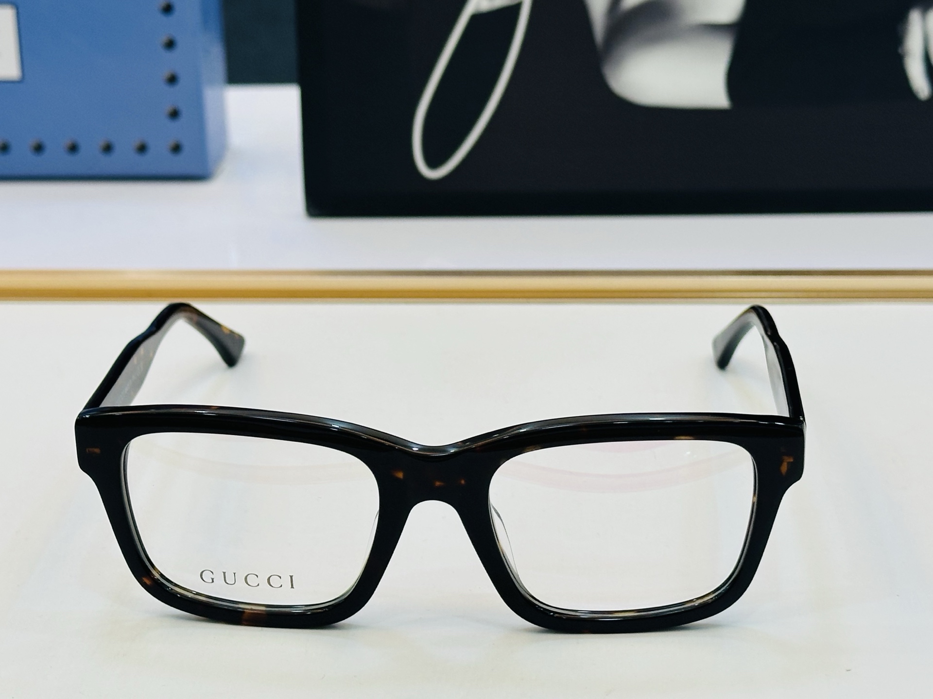 GUCCl*古家 时尚太阳镜 GG1865O Size：52口20-145 🎈超时尚☀☀💝🙏 L完美板材