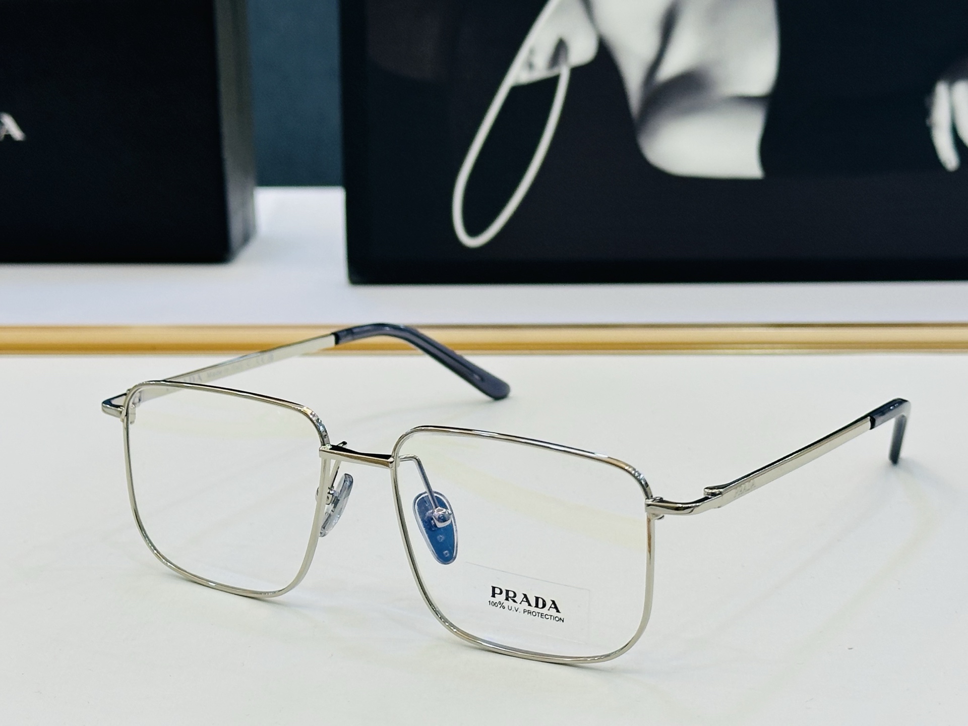 🔺PRAD*🔻普家 PR C52V Size：52口17-145 眼镜系列堪称精湛制作 彰显独特个 一 