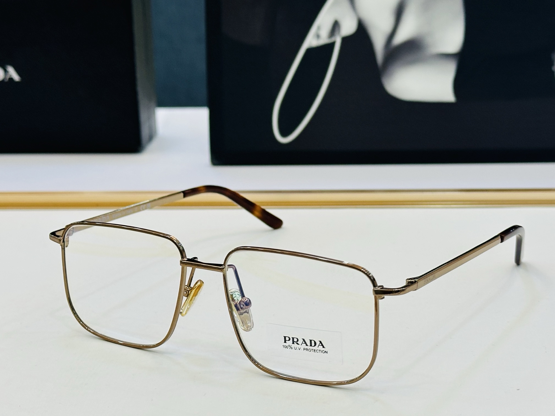 🔺PRAD*🔻普家 PR C52V Size：52口17-145 眼镜系列堪称精湛制作 彰显独特个 一 