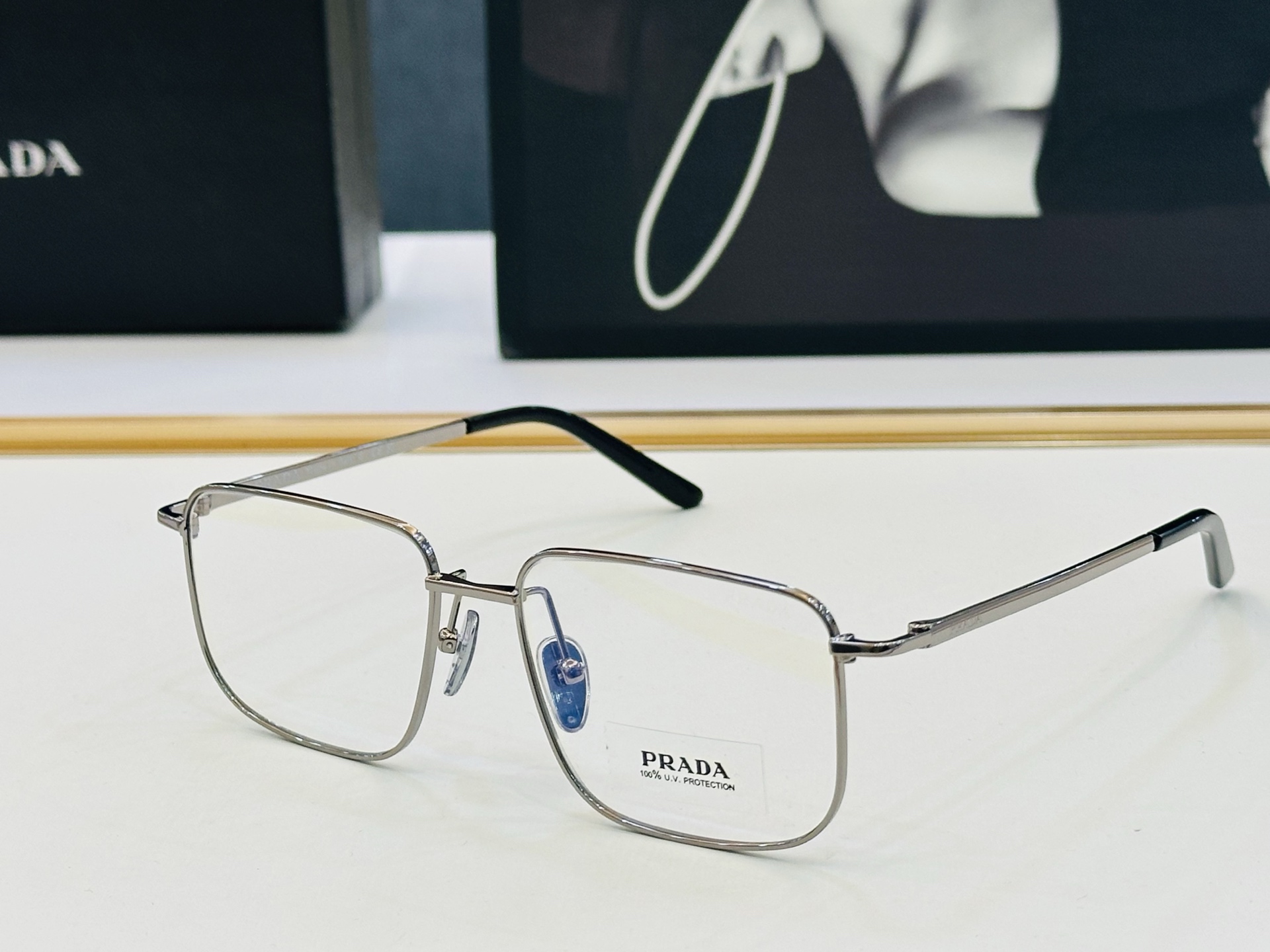 🔺PRAD*🔻普家 PR C52V Size：52口17-145 眼镜系列堪称精湛制作 彰显独特个 一 