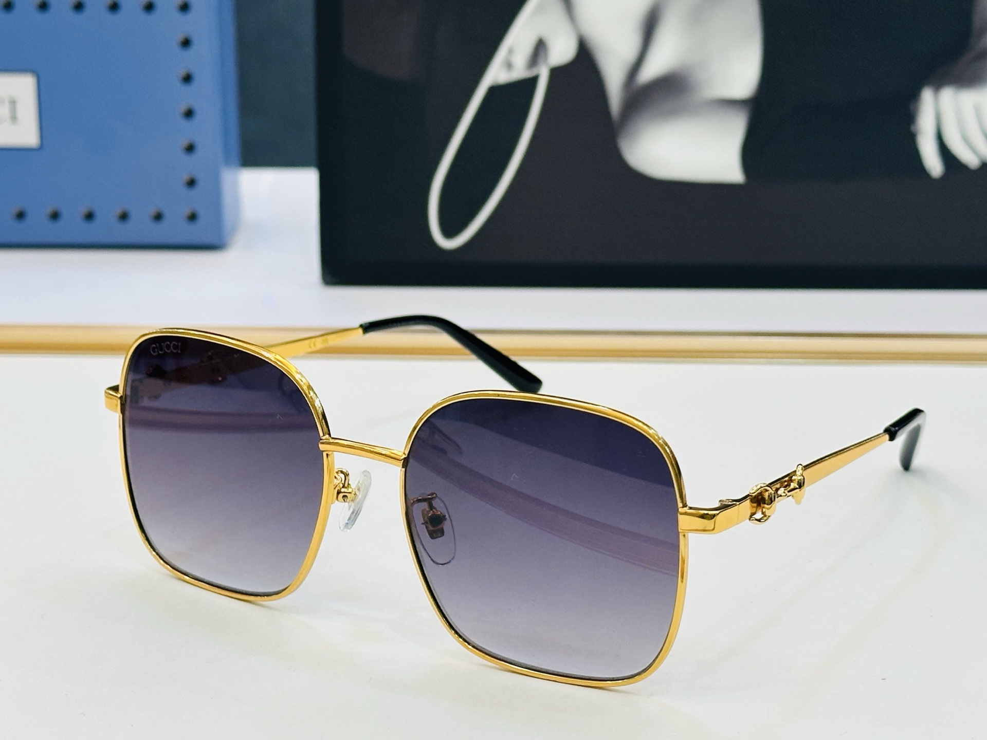 GUCC* 古家 GG2053S 🐝🐝系列 Size：58口18-145 🍁🍁Zm超绝品质 太阳镜。