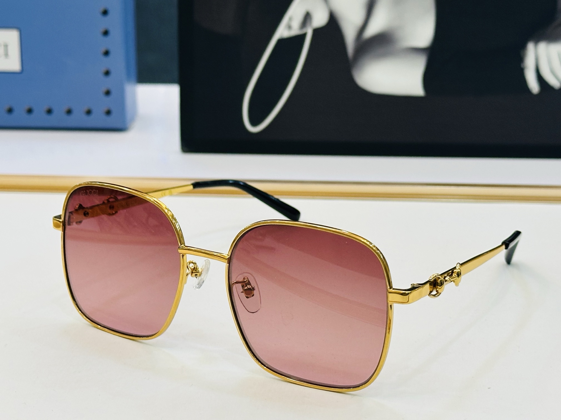 GUCC* 古家 GG2053S 🐝🐝系列 Size：58口18-145 🍁🍁Zm超绝品质 太阳镜。