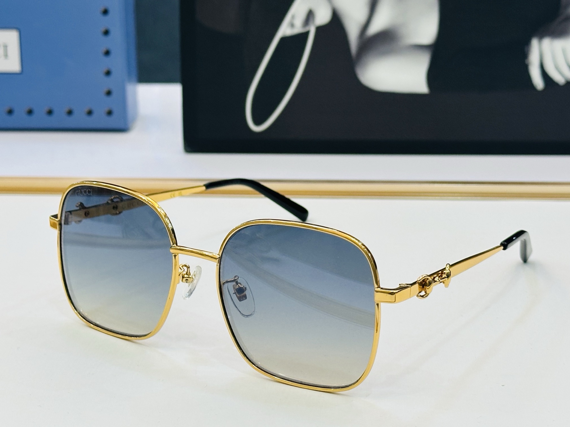 GUCC* 古家 GG2053S 🐝🐝系列 Size：58口18-145 🍁🍁Zm超绝品质 太阳镜。