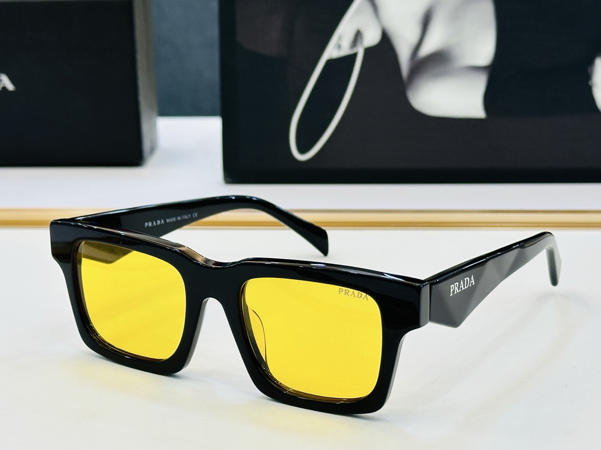 🔺PRAD*🔻普家 PRA06S Size：50口21-145 眼镜系列堪称精湛制作 彰显独特个 C最新