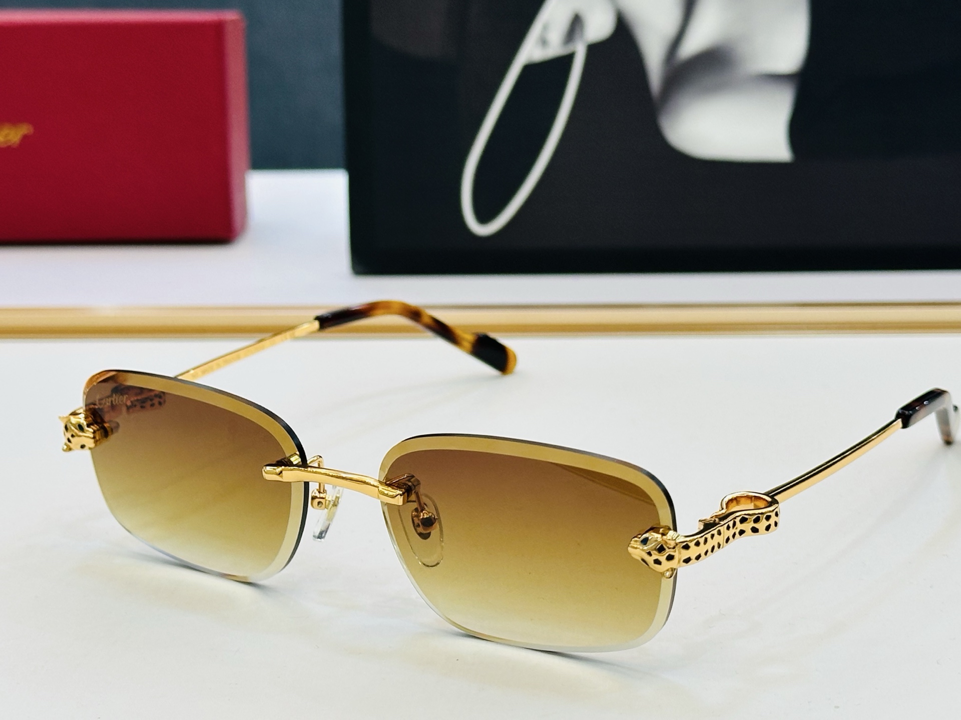 Cartie* 卡家 CT0755S 太阳镜 Size：57口17-143 工艺精湛气质十足！bm男女同