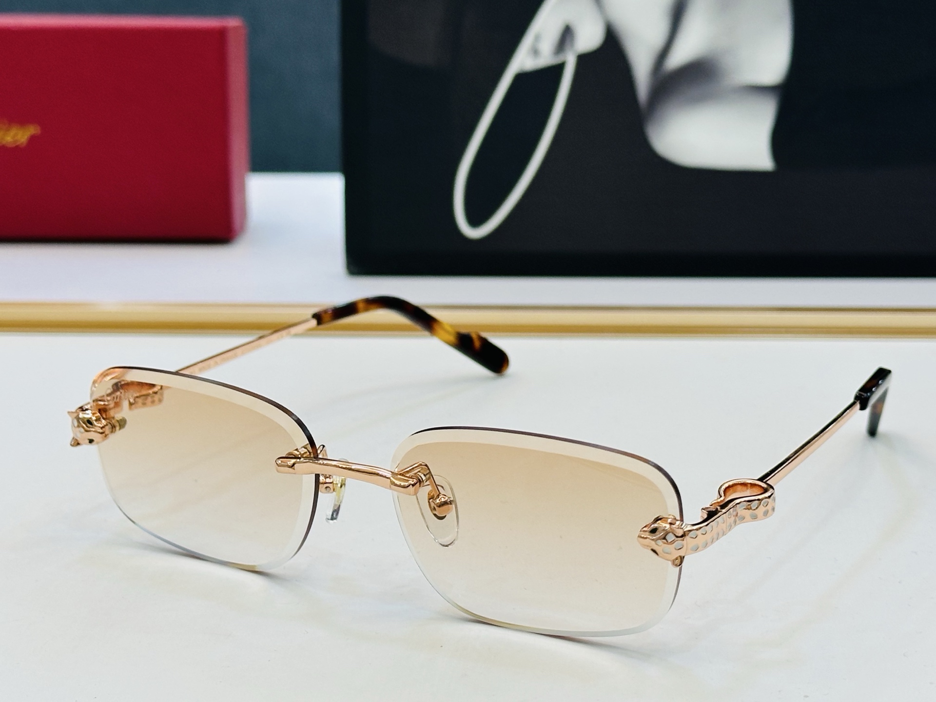 Cartie* 卡家 CT0755S 太阳镜 Size：57口17-143 工艺精湛气质十足！bm男女同