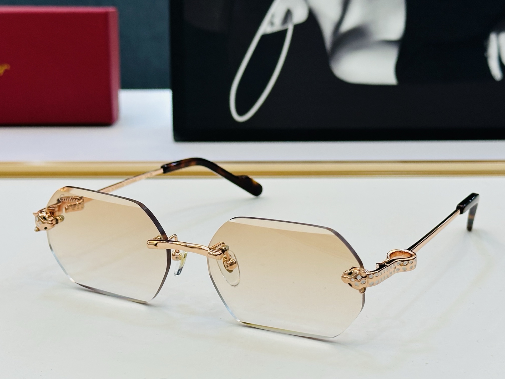 Cartie* 卡家 CT0756S 太阳镜 Size：58口17-143 工艺精湛气质十足！bm男女同