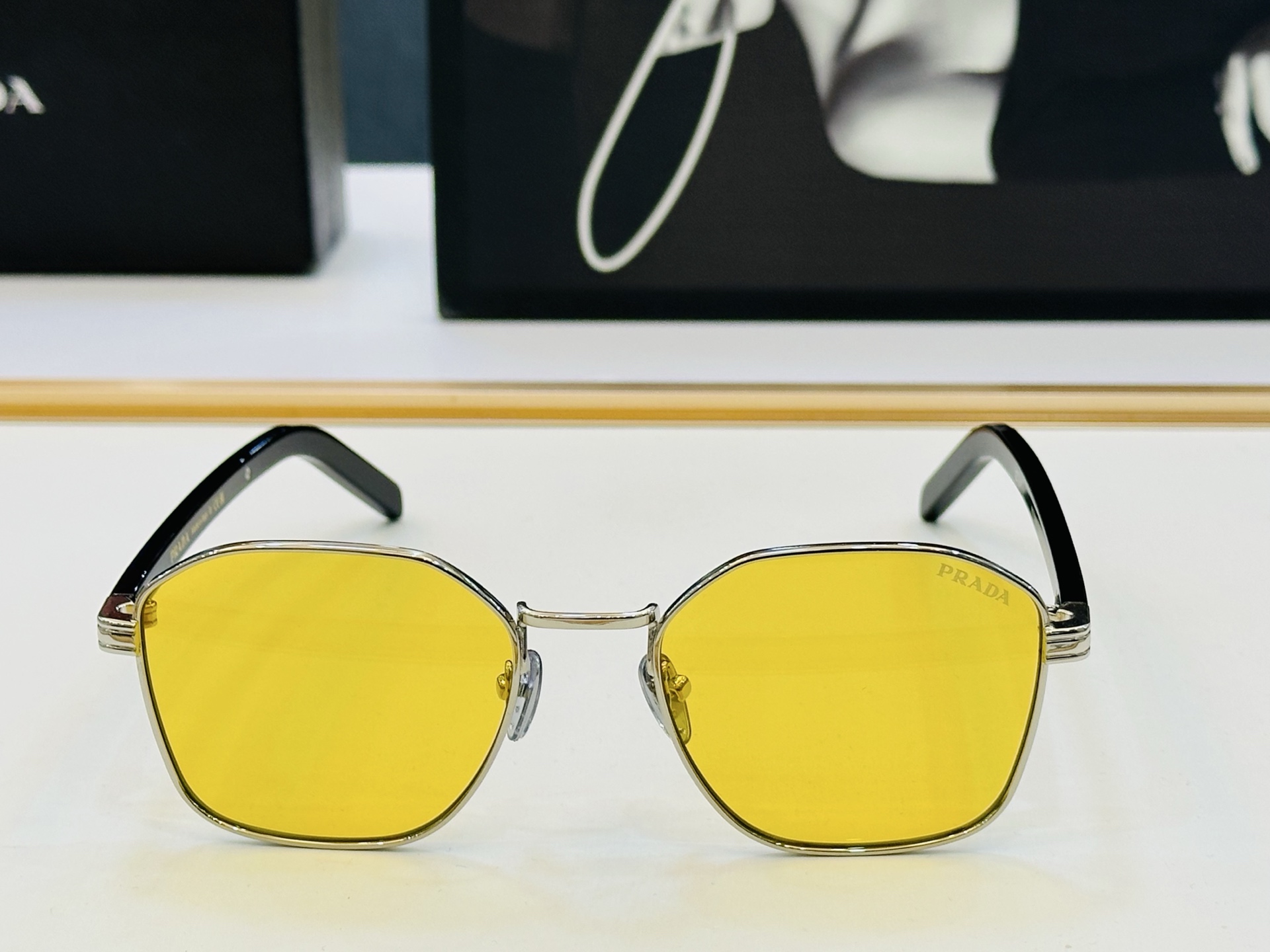 🔺PRAD*🔻普家 PR C50S Size：54口20-145 眼镜系列堪称精湛制作 彰显独特个性 最
