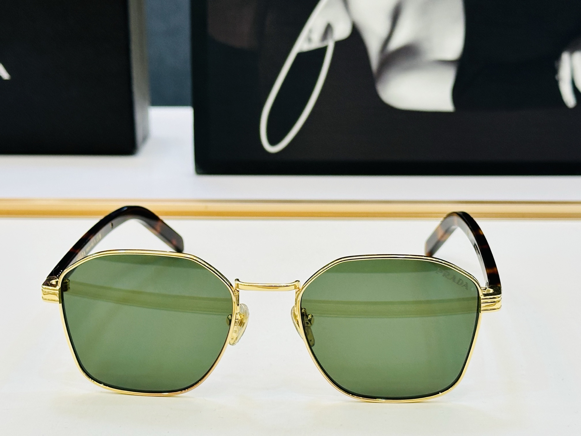 🔺PRAD*🔻普家 PR C50S Size：54口20-145 眼镜系列堪称精湛制作 彰显独特个性 最