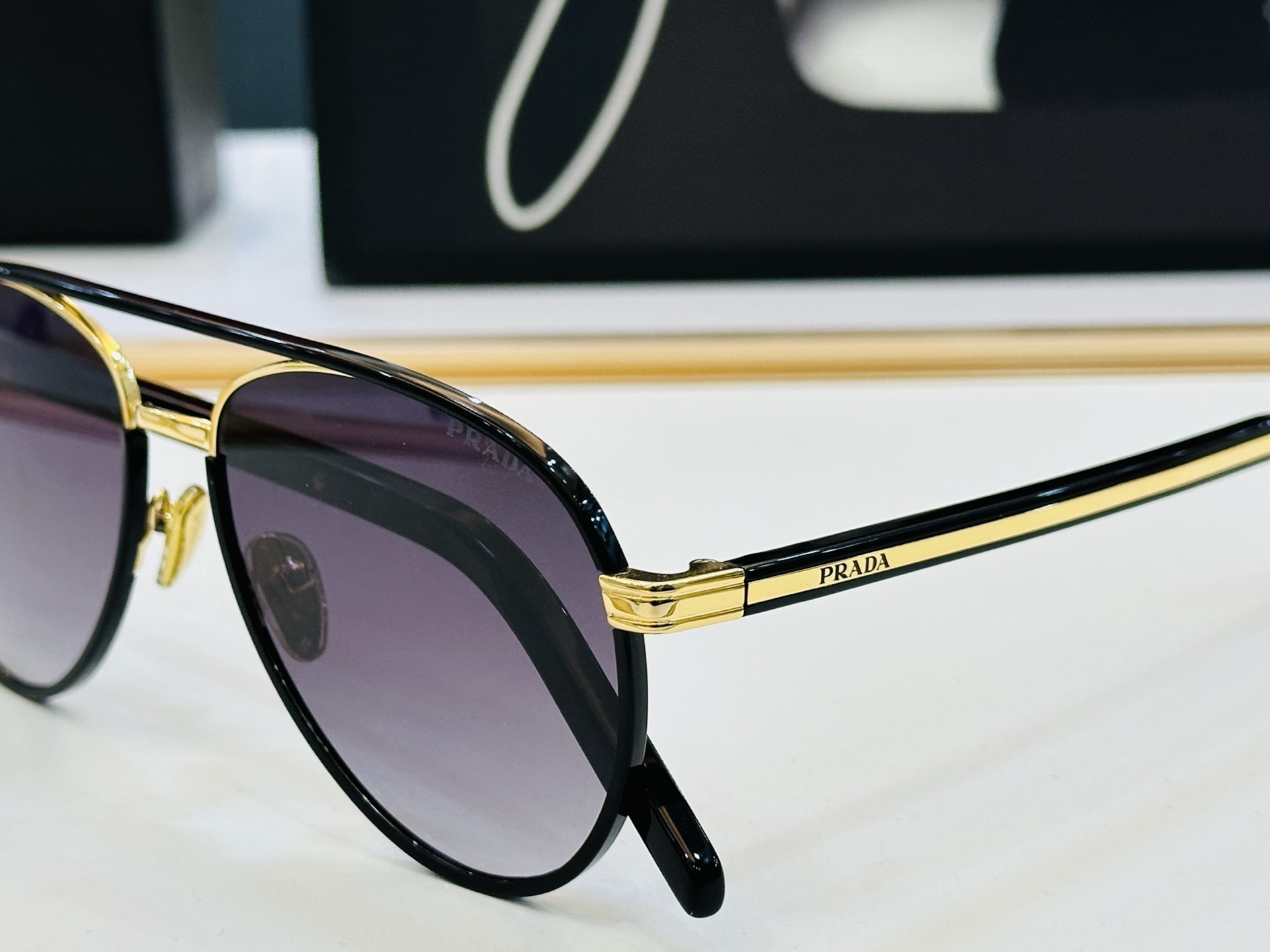 🔺PRAD*🔻普家 PR B57S Size：56口15-145 眼镜系列堪称精湛制作 彰显独特个性 最