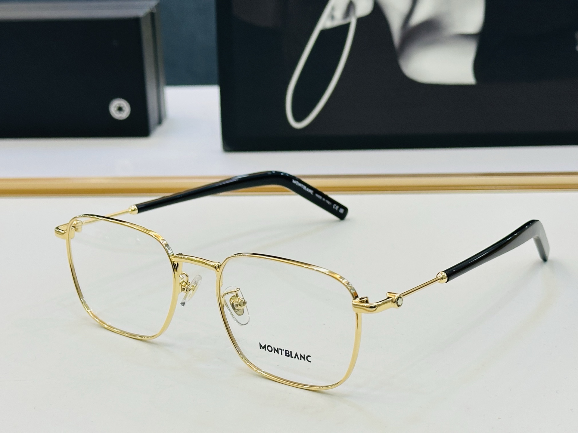 MB0389 Size：52口22-145 🌤万宝龙 非常能彰显一个人的品味品质做工稳实 Z配光架