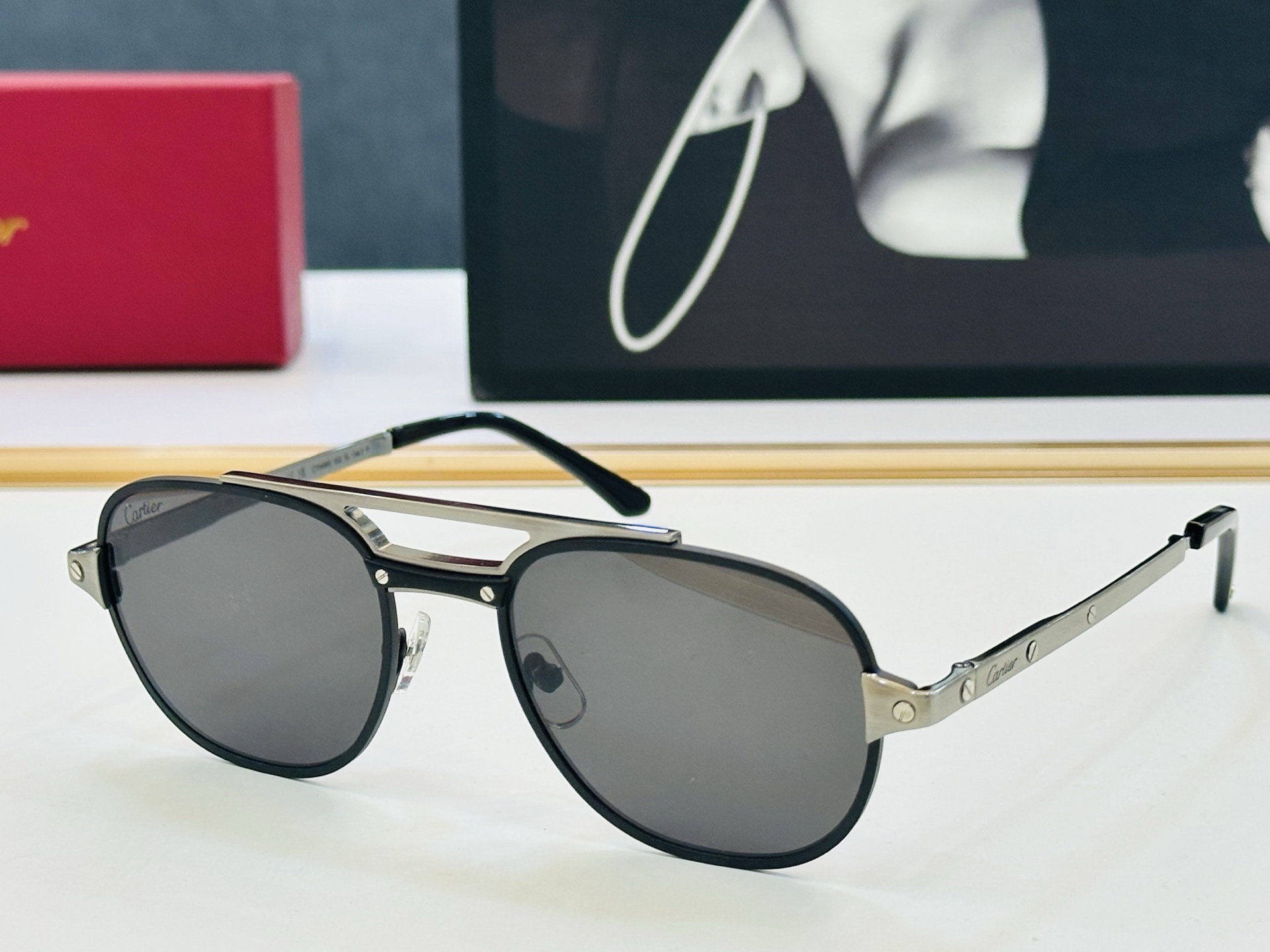 Cartie* 卡家 太阳镜 CT0466S Size：57口18-145 电镀工艺精湛气质十足！CC男