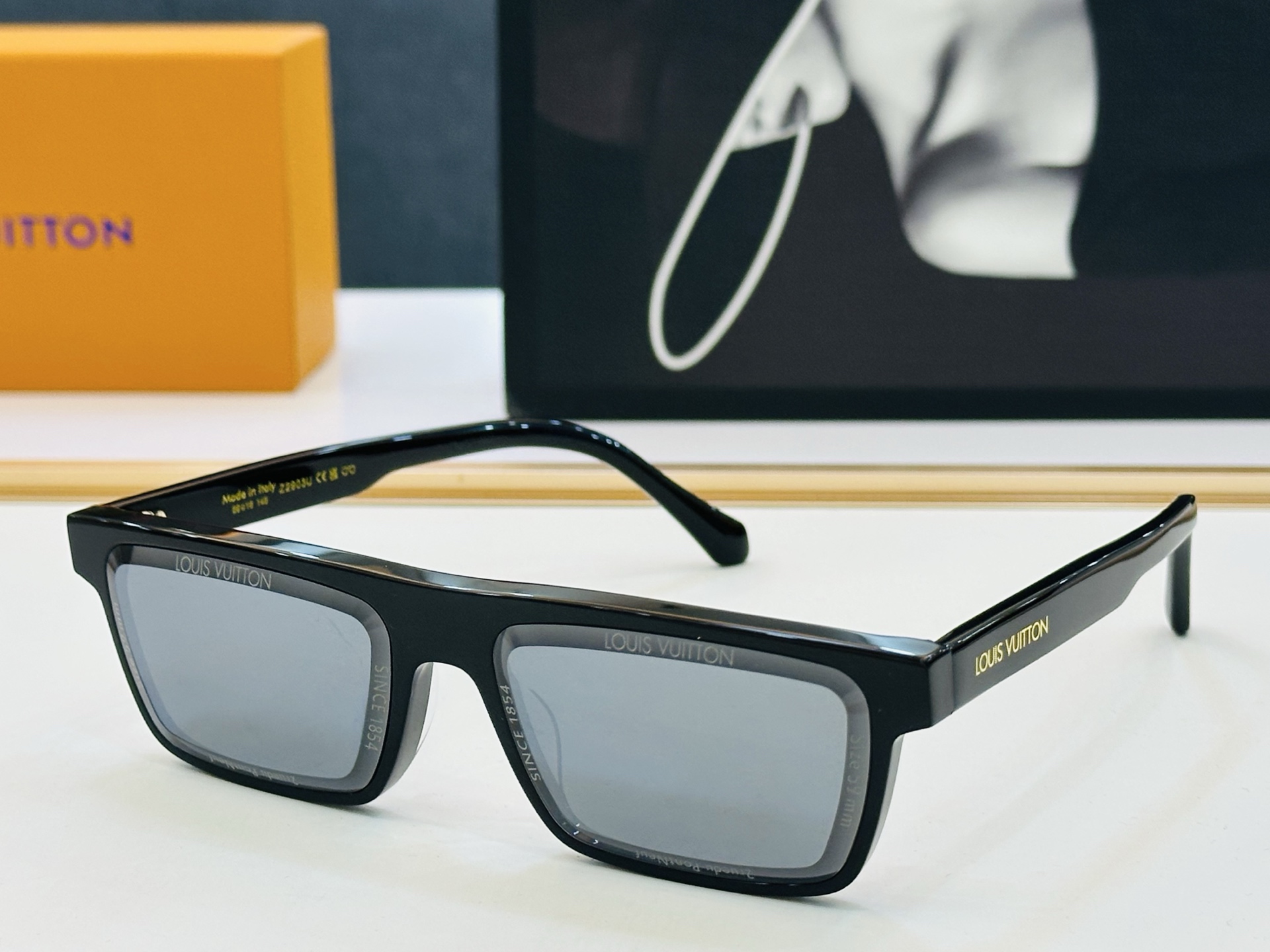 路易家 🎩Z2980U Size：59口16-145 充满活力的 展现独特个性🌟展现大气的你 Wen 高