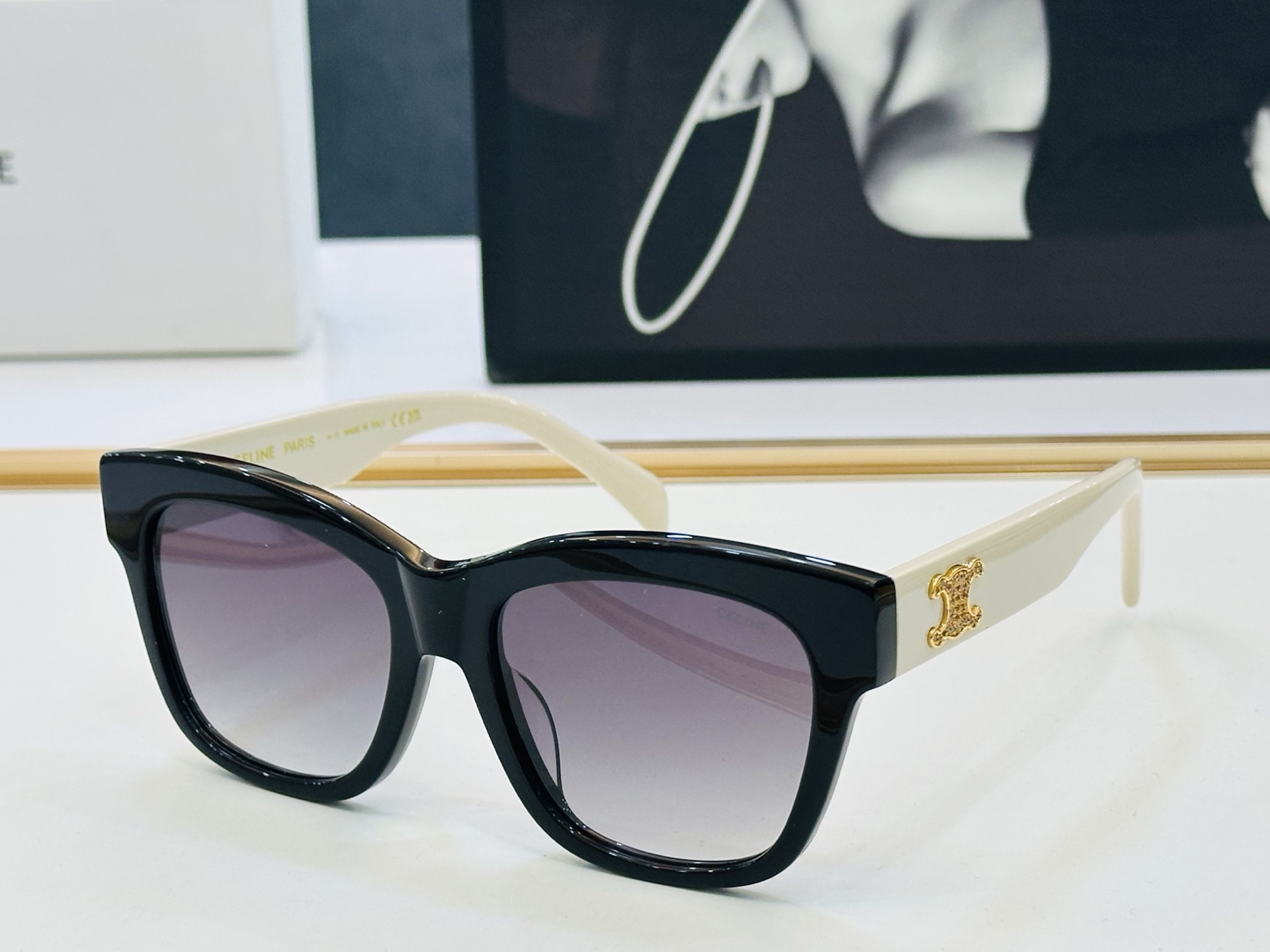 【CELINE】赛琳 CL40253 Size：55口18-145 一直热销的款式，欧美风 光泽度好 X