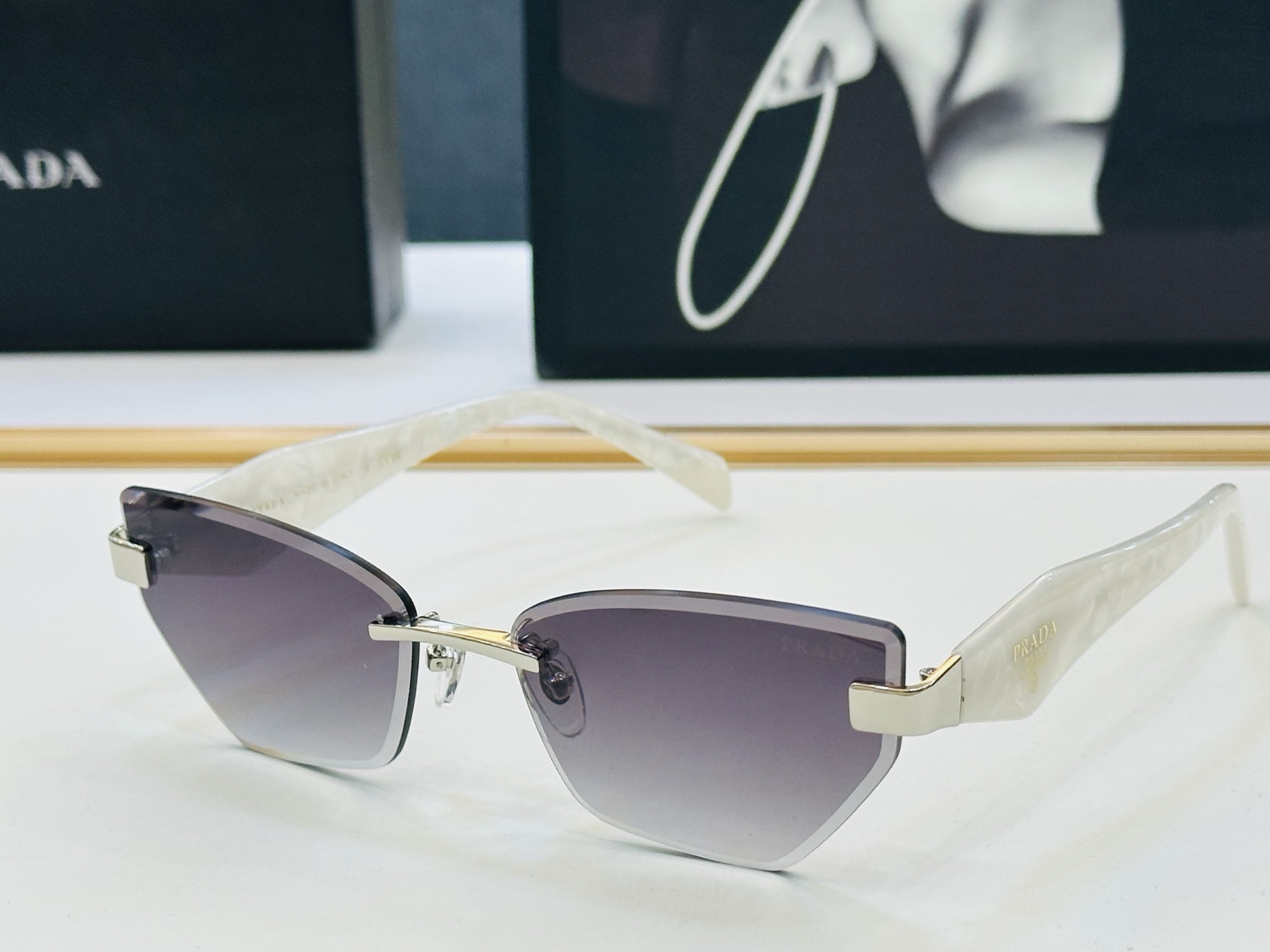 🔺PRAD*🔻普家 PR210VS Size：61口17-148 眼镜系列堪称精湛制作 彰显独特个 XL