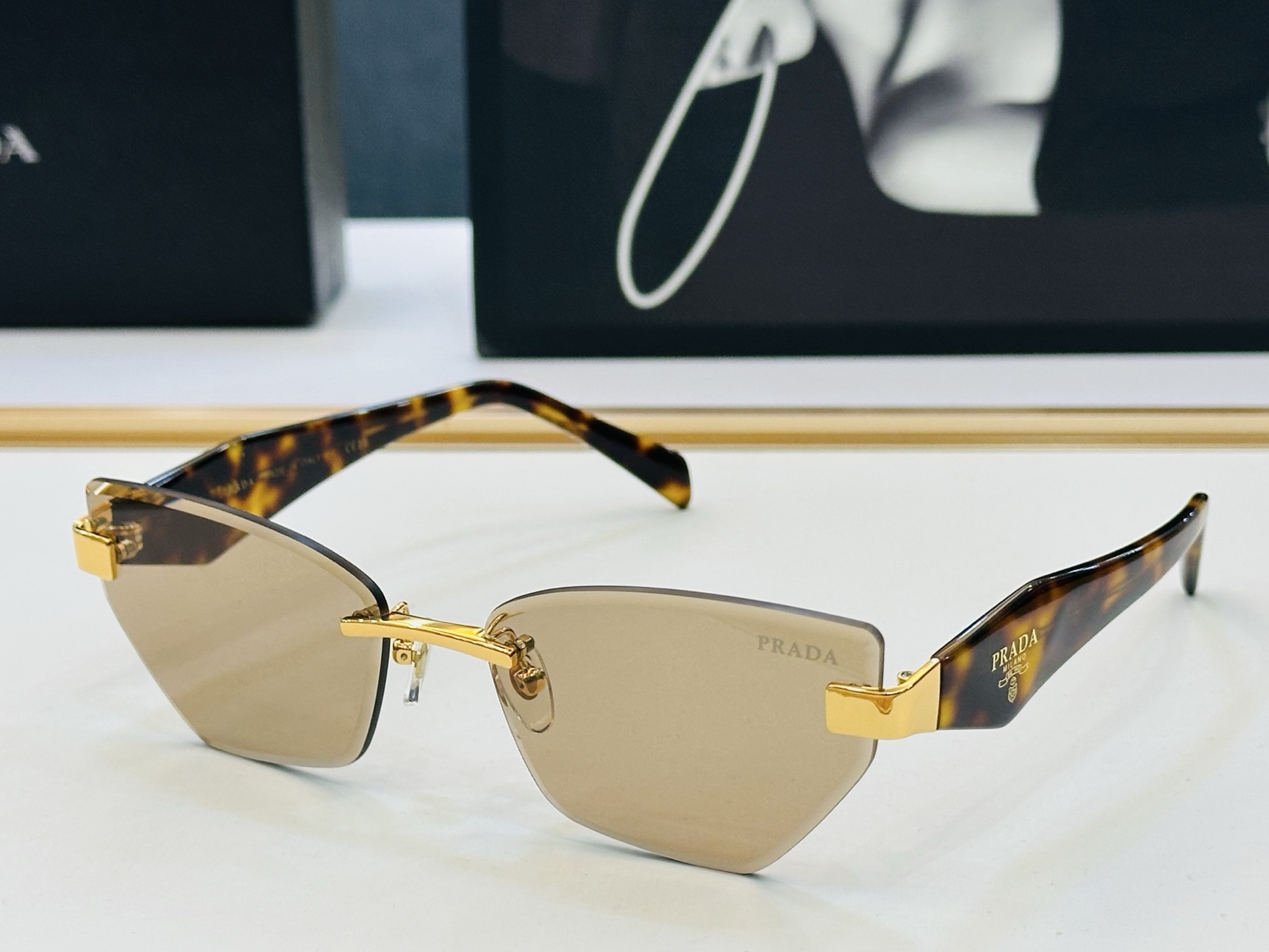 🔺PRAD*🔻普家 PR210VS Size：61口17-148 眼镜系列堪称精湛制作 彰显独特个 XL