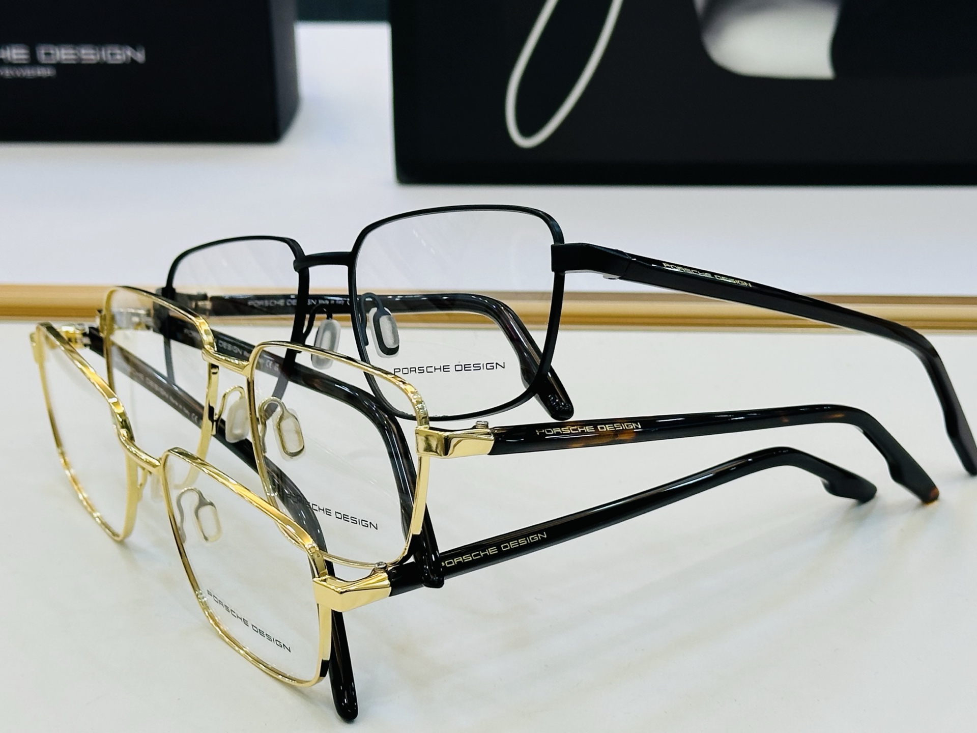 🌞保时家 Size：57口16-145 高档金属 💝[得意]超轻款 Z配光镜