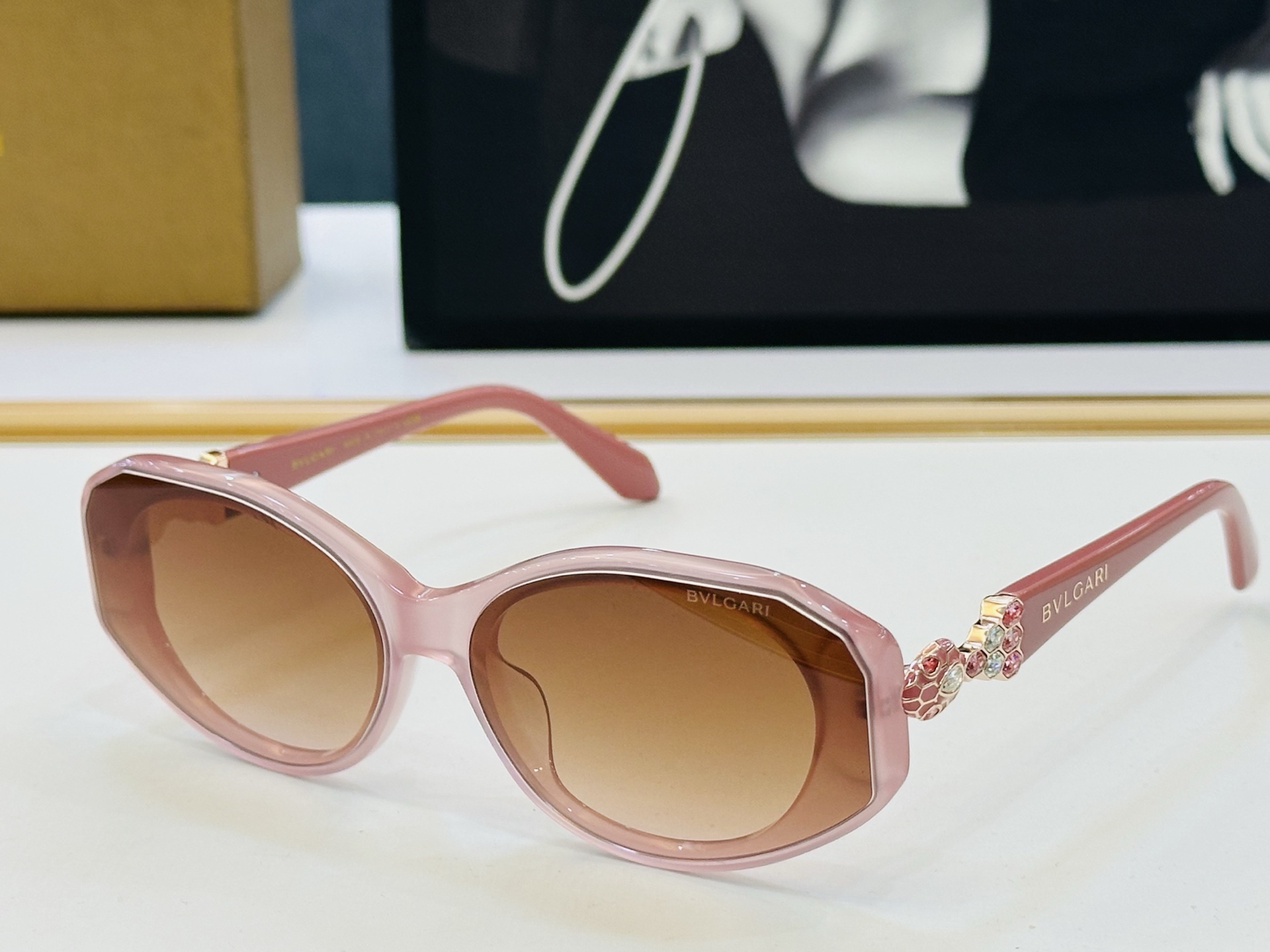 🆕款 官网同售 宝格家 BV1805LU 👍 Size ：51口20-145 绝对要买😎品质非常完美 b