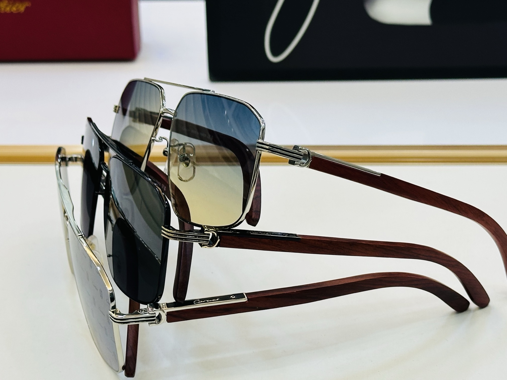 🆕 原版Cartie* 卡家 官网经典款 太阳镜 CT0567S Size：61口14-145 电镀工艺