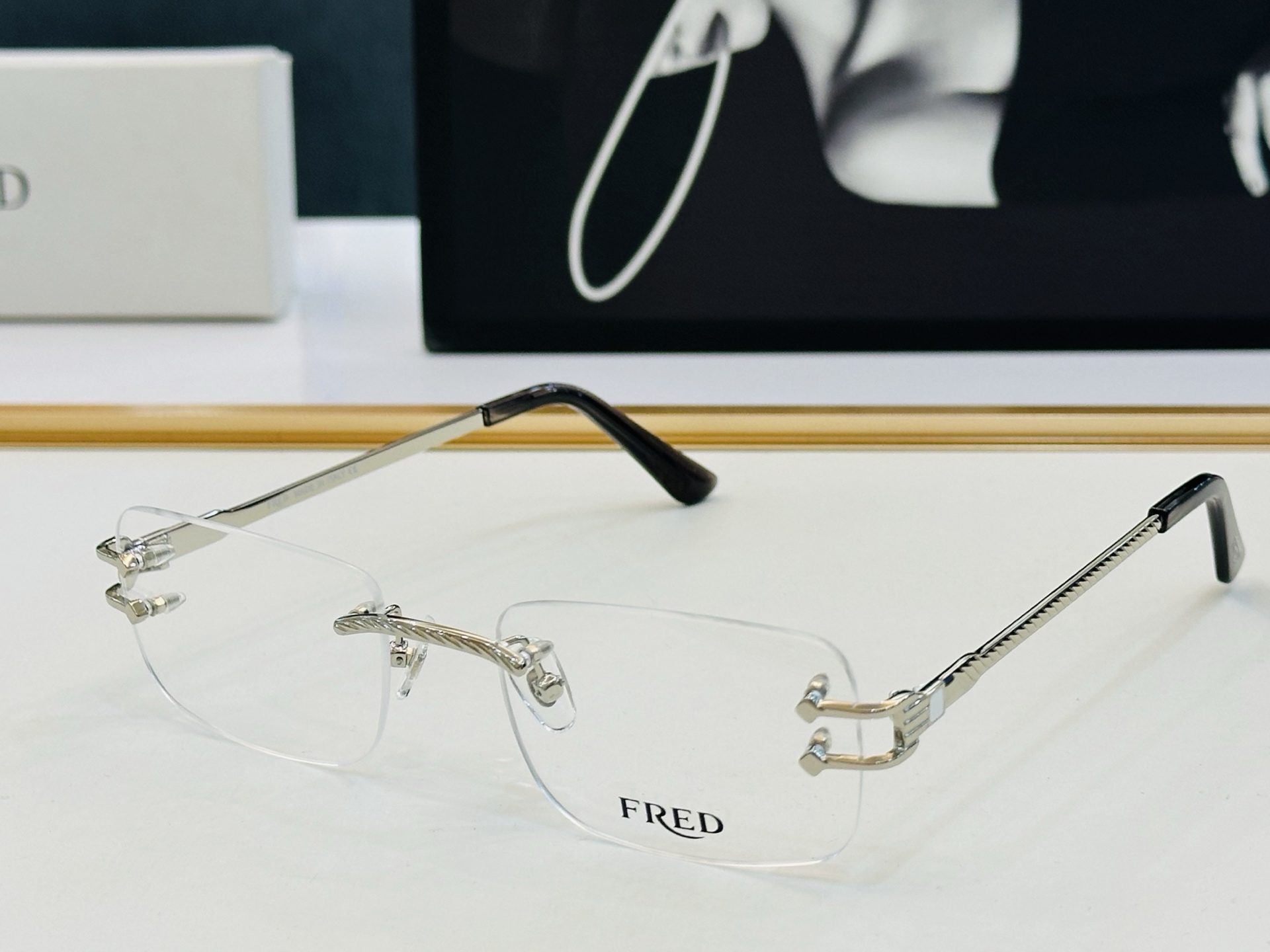 🔺FRED🔻法兰 FG0512 Size：54口20-145 醒目品牌logo🔝🔝L上脸超美 配光架