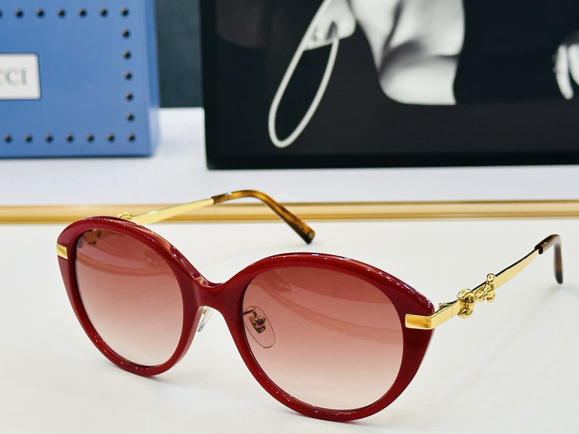 GUCC*🔻 古家GG2056S Size：56口20-145 原版墨镜搭配镜框🔝🔝时尚靓丽 q个性十足