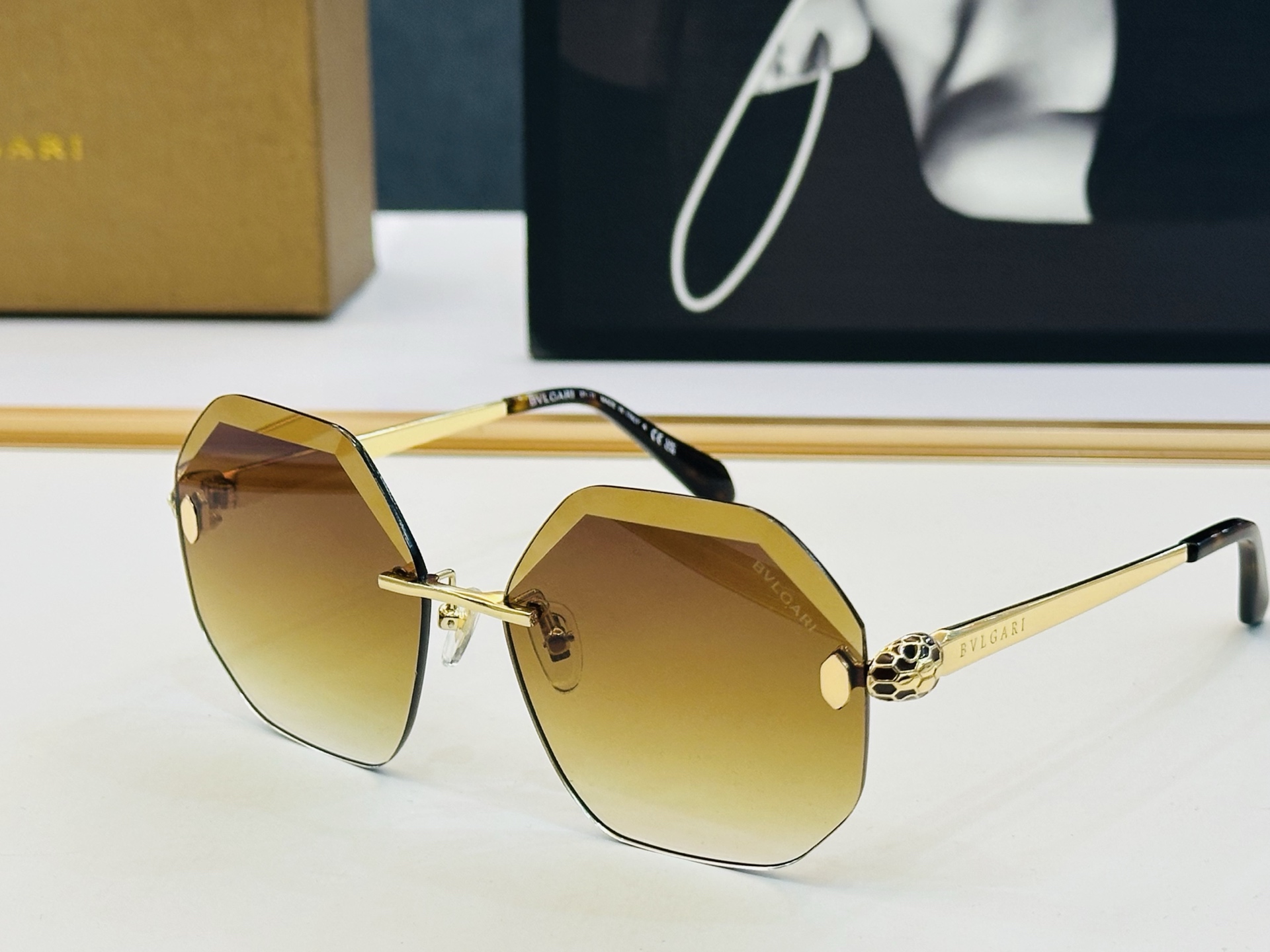 🆕款 官网同售 宝格家 BV40106 👍 Size ：59口19-140 绝对要买😎品质非常完美 C出