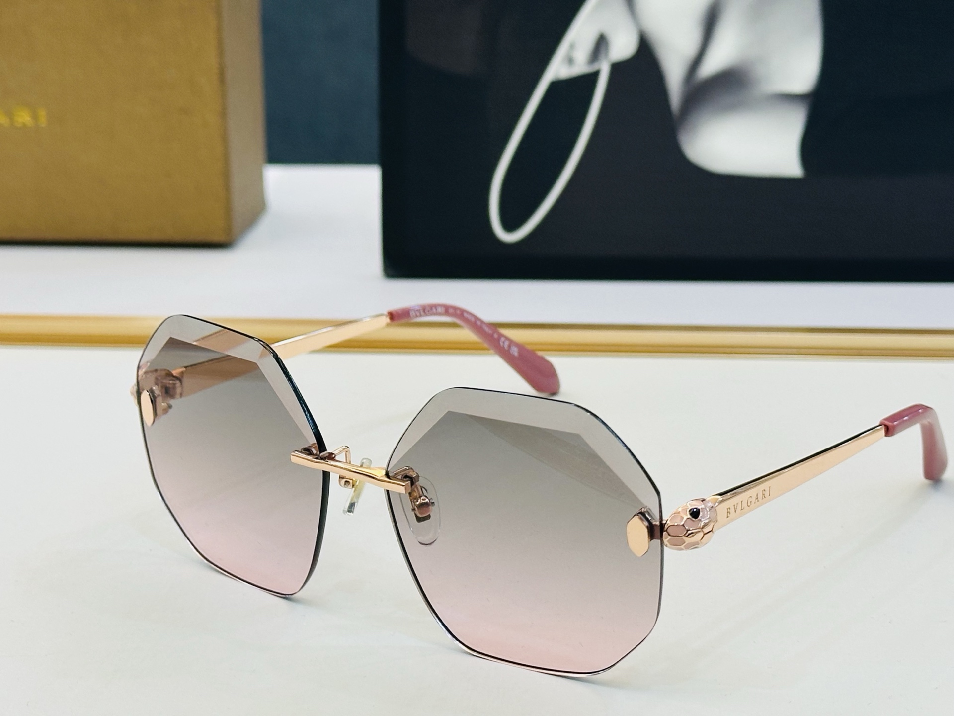 🆕款 官网同售 宝格家 BV40106 👍 Size ：59口19-140 绝对要买😎品质非常完美 C出