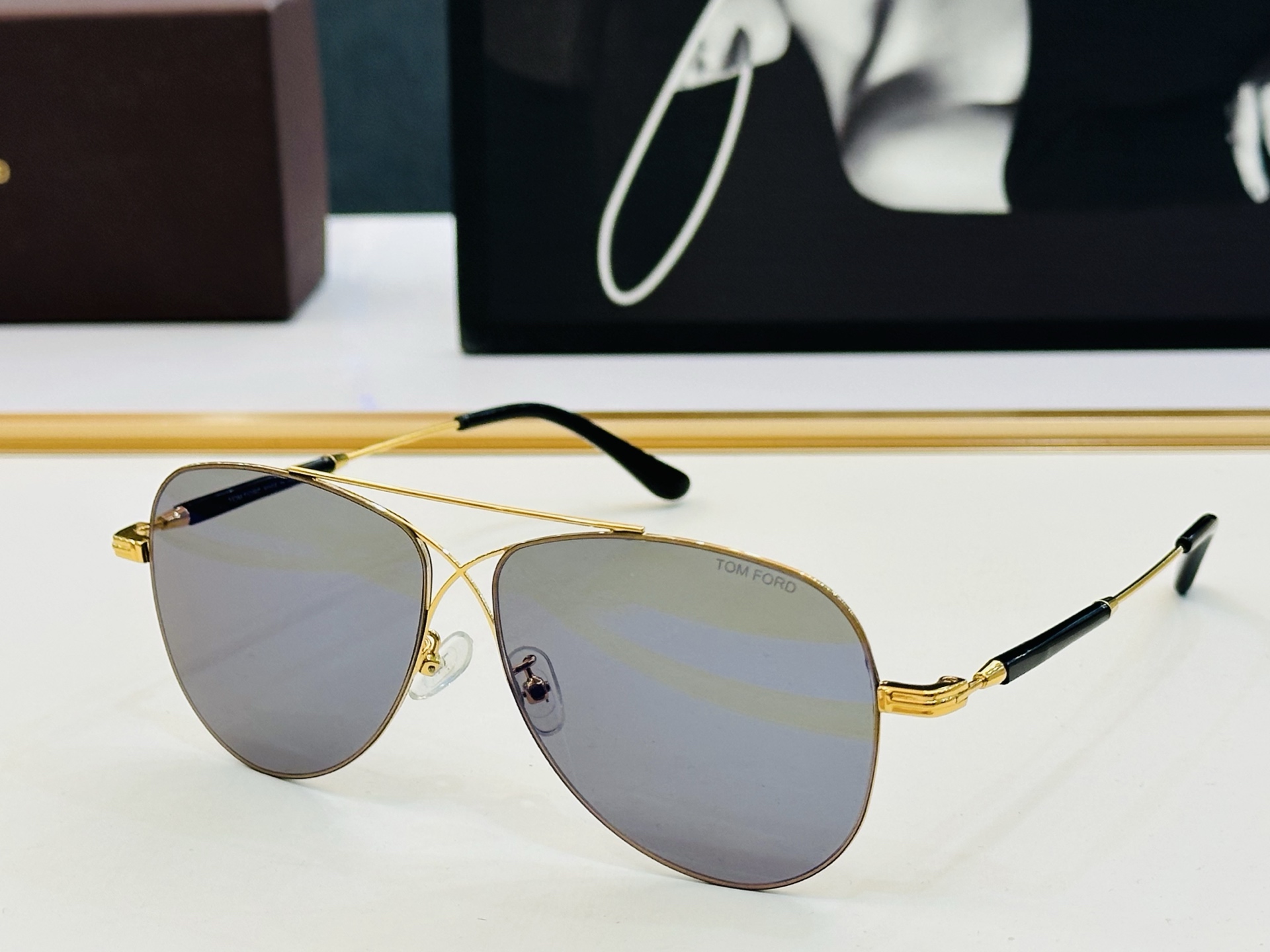 🎉TOM FOR*🎉汤姆家 Model: FT0981 Size：60口18-140 时尚框 太阳镜👓 