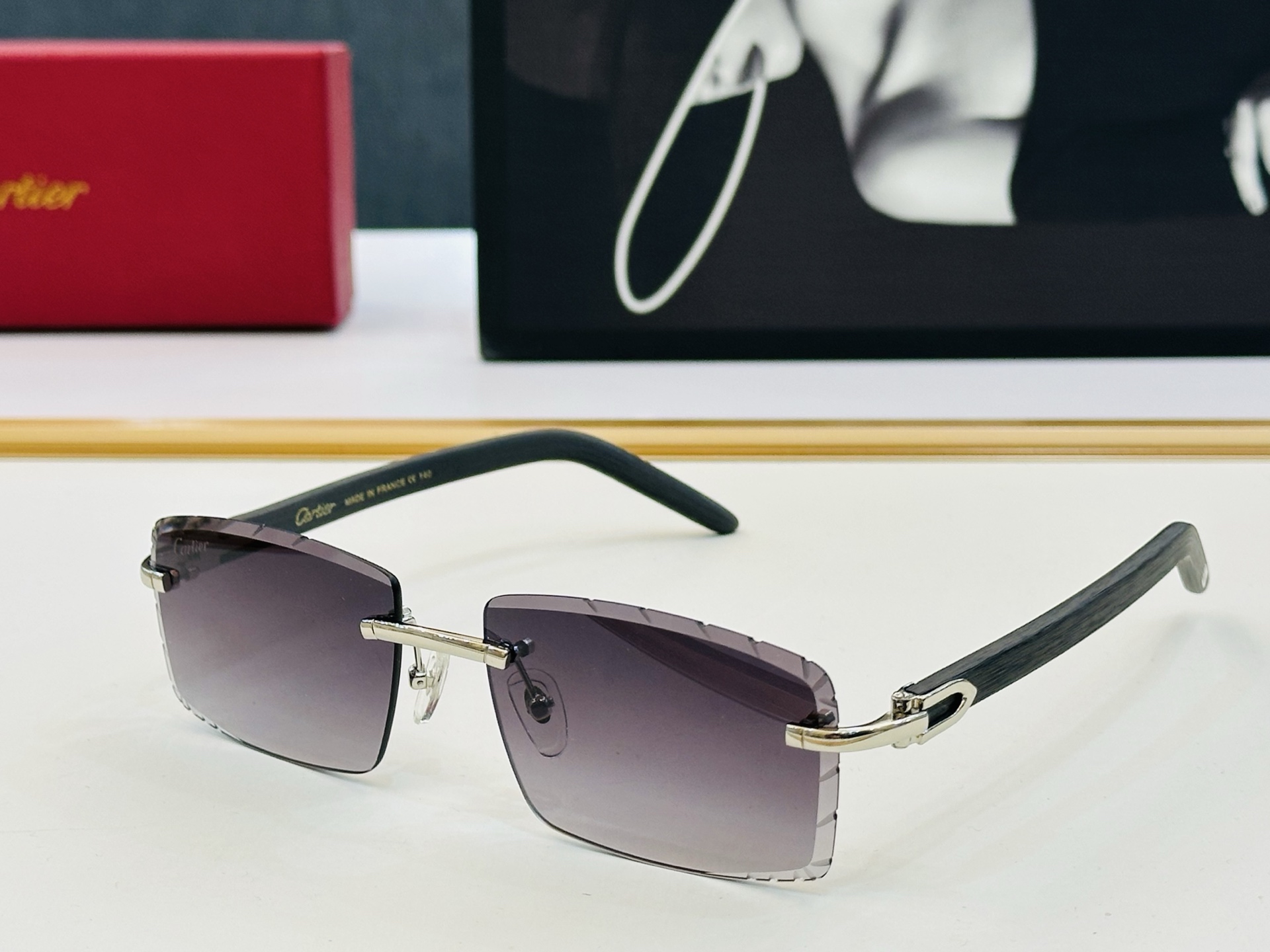 Cartie* 卡家 CT0243S 太阳镜 Size：59口16-140 工艺精湛气质十足！S男女同款