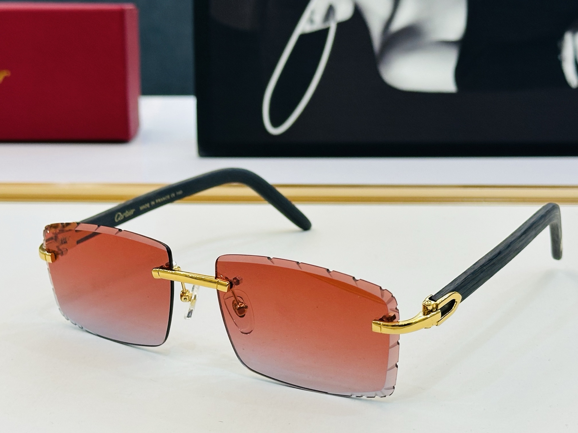 Cartie* 卡家 CT0243S 太阳镜 Size：59口16-140 工艺精湛气质十足！S男女同款