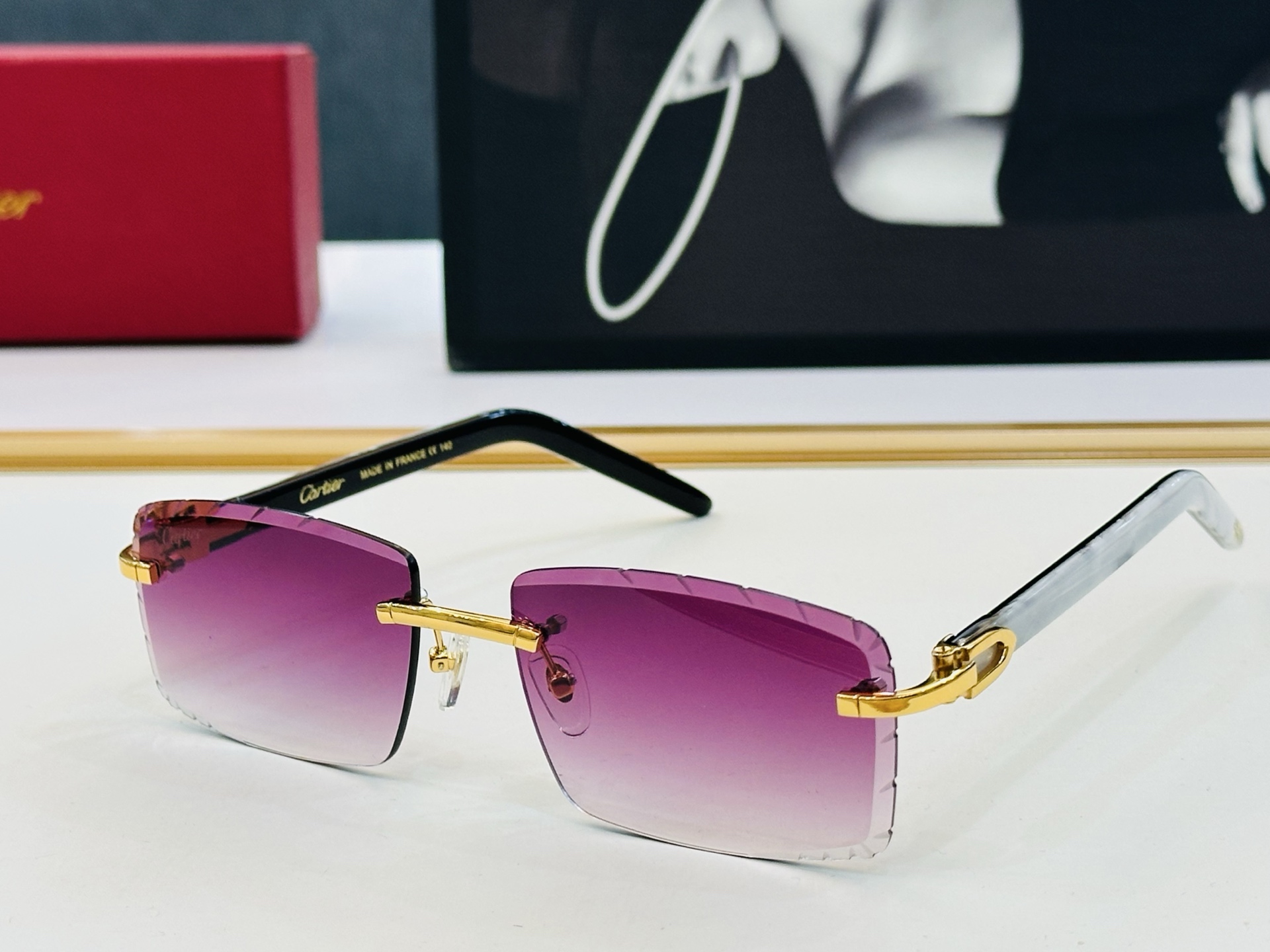 Cartie* 卡家 CT0243S 太阳镜 Size：59口16-140 工艺精湛气质十足！S男女同款