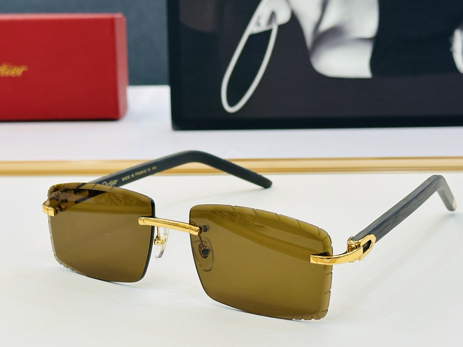 Cartie* 卡家 CT0243S 太阳镜 Size：59口16-140 工艺精湛气质十足！S男女同款