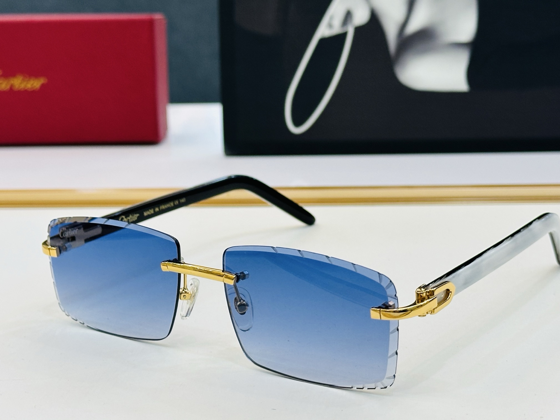 Cartie* 卡家 CT0243S 太阳镜 Size：59口16-140 工艺精湛气质十足！S男女同款