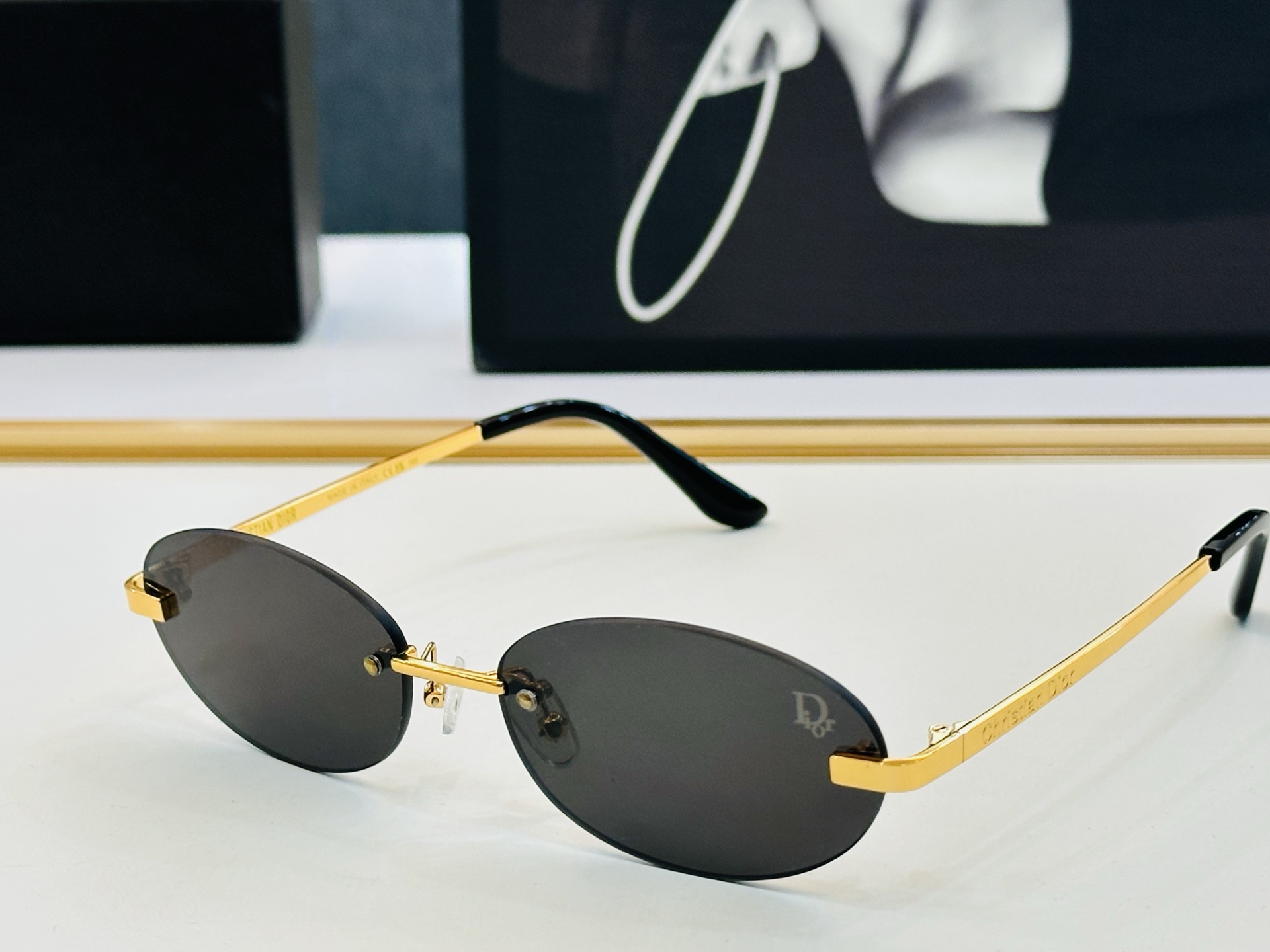 🔻🔻🔻DIO* 迪家 CAT29GMN Size：58口17-143 春夏款墨镜 😎🔆 K搭配镜腿精致 