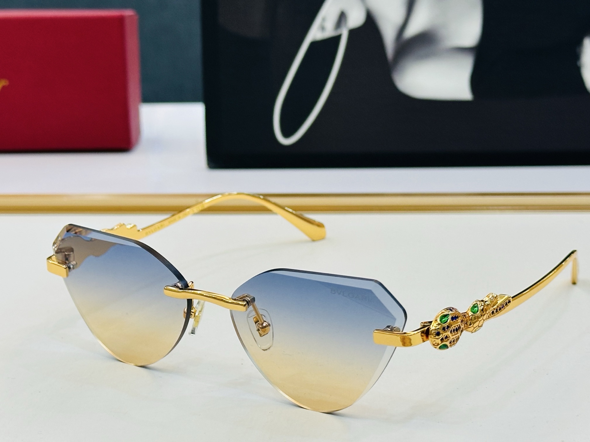 🆕款 官网同售 宝格家 BV1811LU 👍 Size ：57口16-145 绝对要买😎品质非常完美 K