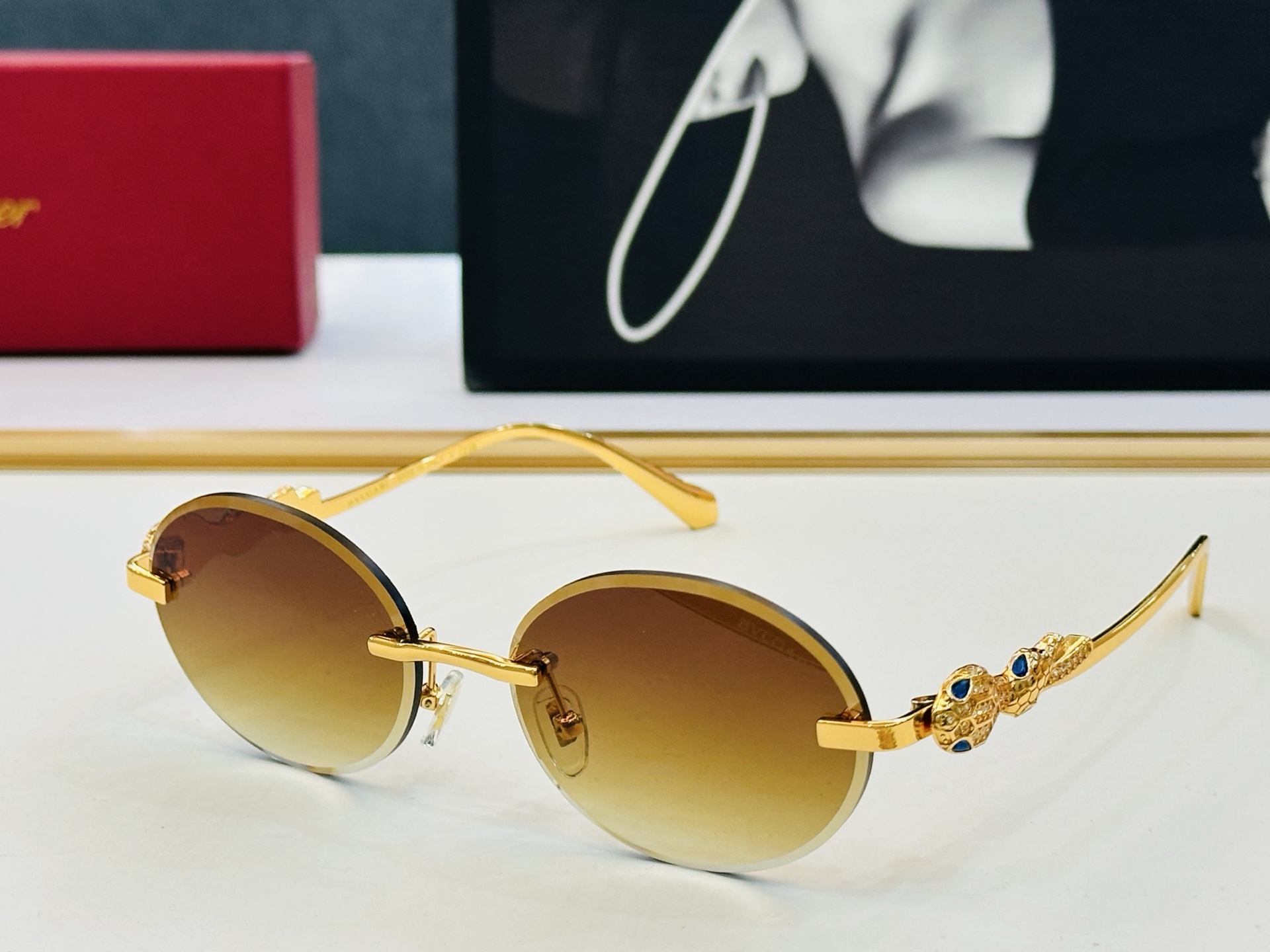 🆕款 官网同售 宝格家 BV1812LU 👍 Size ：56口17-145 绝对要买😎品质非常完美 K