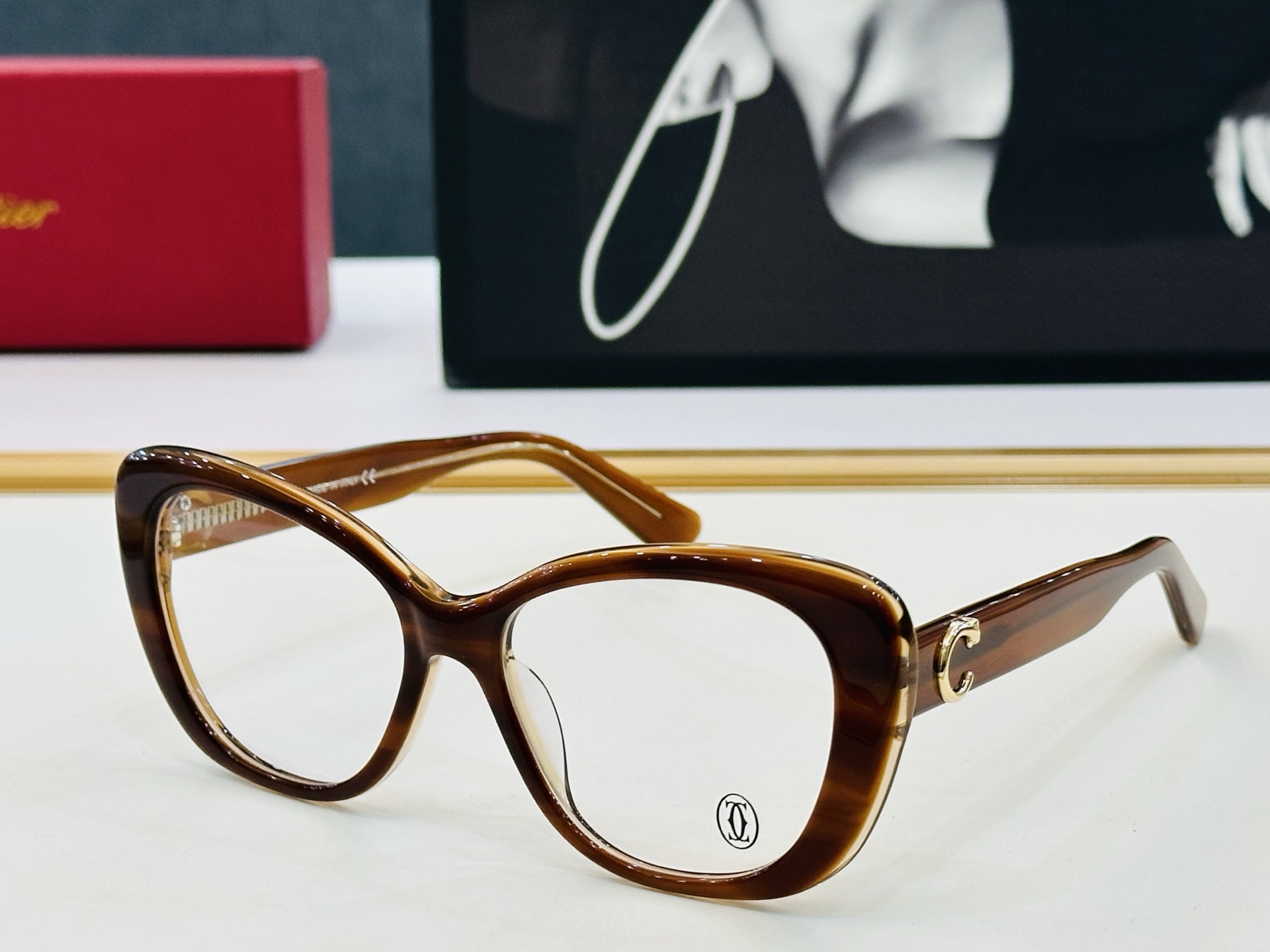 Cartie* 卡家 太阳镜 CT0495 Size：53口19-145 工艺精湛气质十足！Z男女同款 