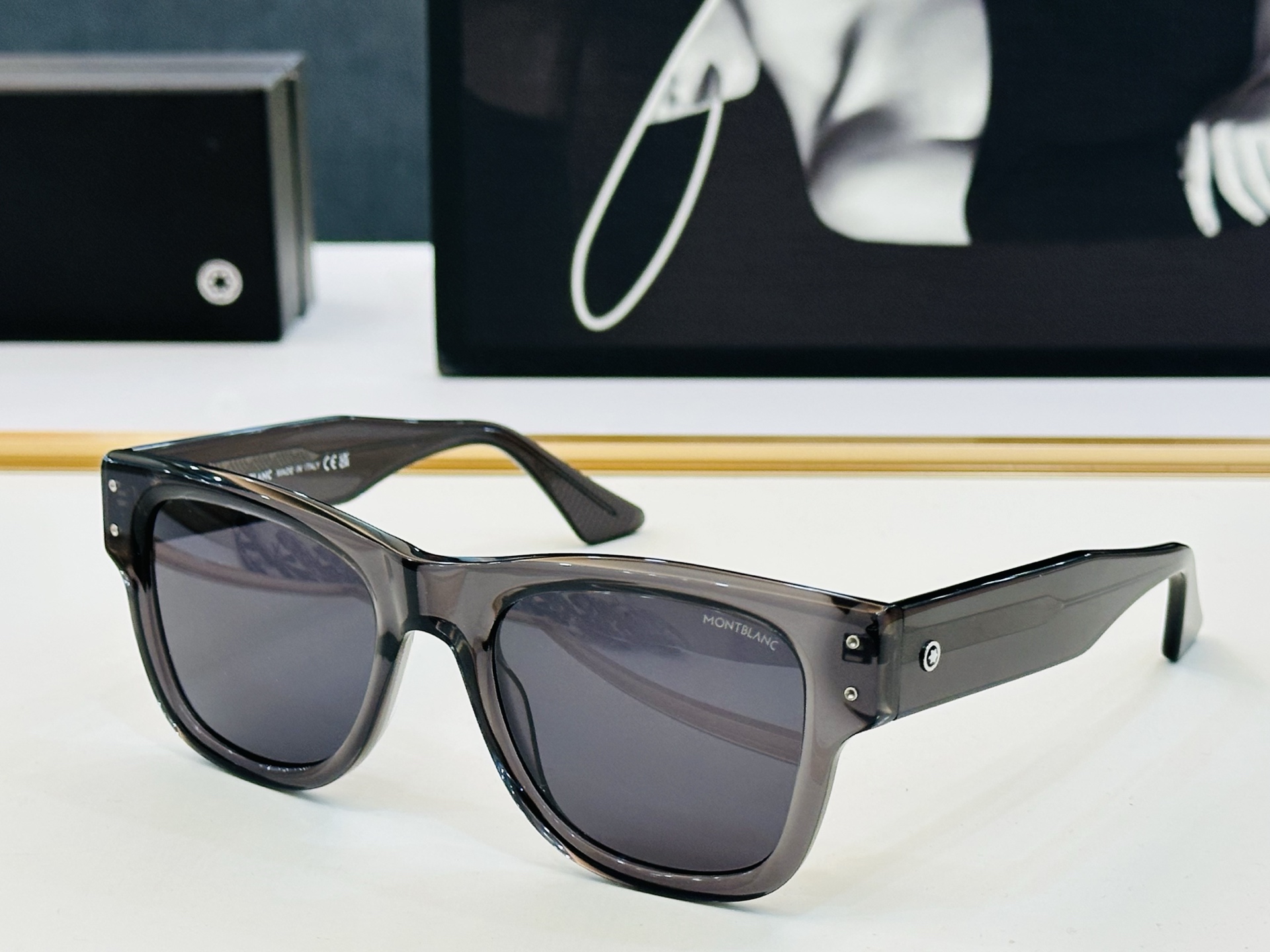 MB0381S Size：54口21-145 🌤万宝龙 非常能彰显一个人的品味品质做工稳实 L 太阳镜