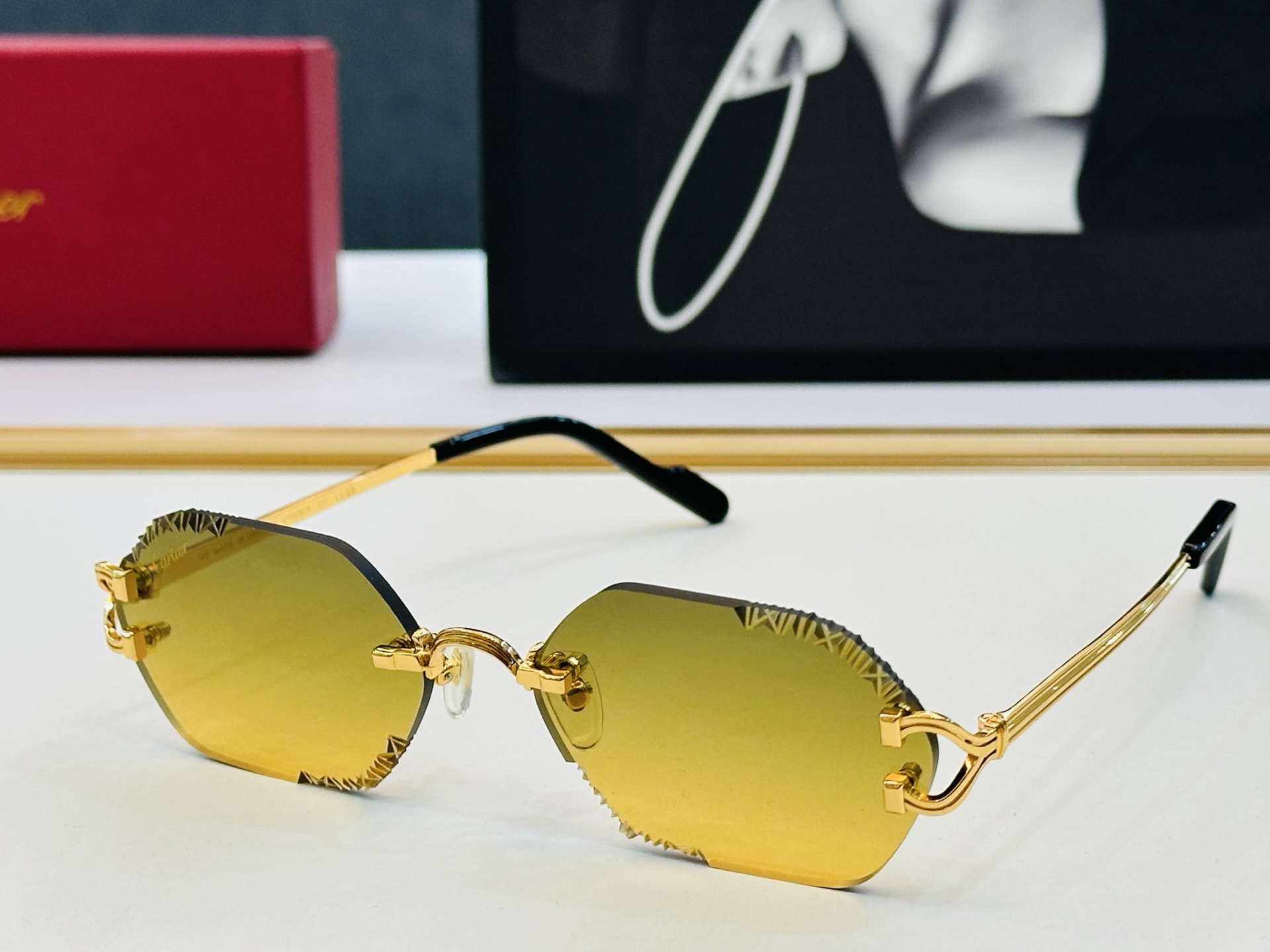 🆕 原版Cartie* 卡家 太阳镜 CT0767S Size：57口17-142 电镀工艺精湛大牌品 