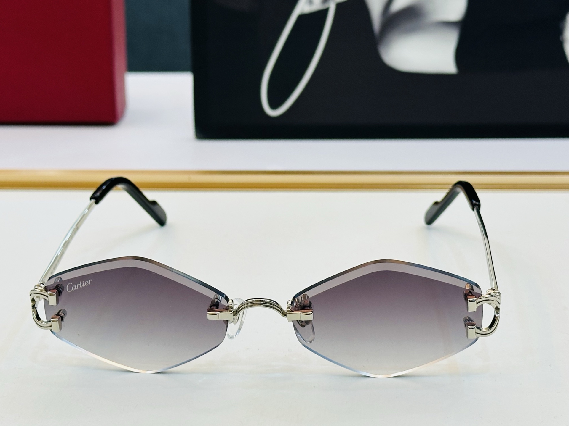 🆕 原版Cartie* 卡家 太阳镜 CT0769S Size：57口18-142 电镀工艺精湛大牌品 