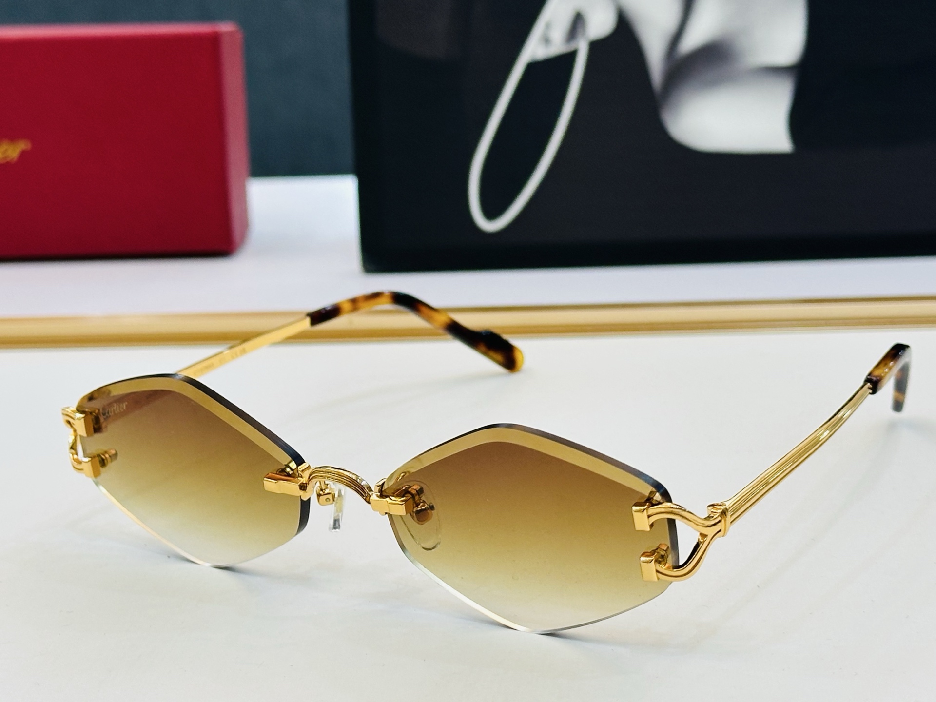 🆕 原版Cartie* 卡家 太阳镜 CT0769S Size：57口18-142 电镀工艺精湛大牌品 