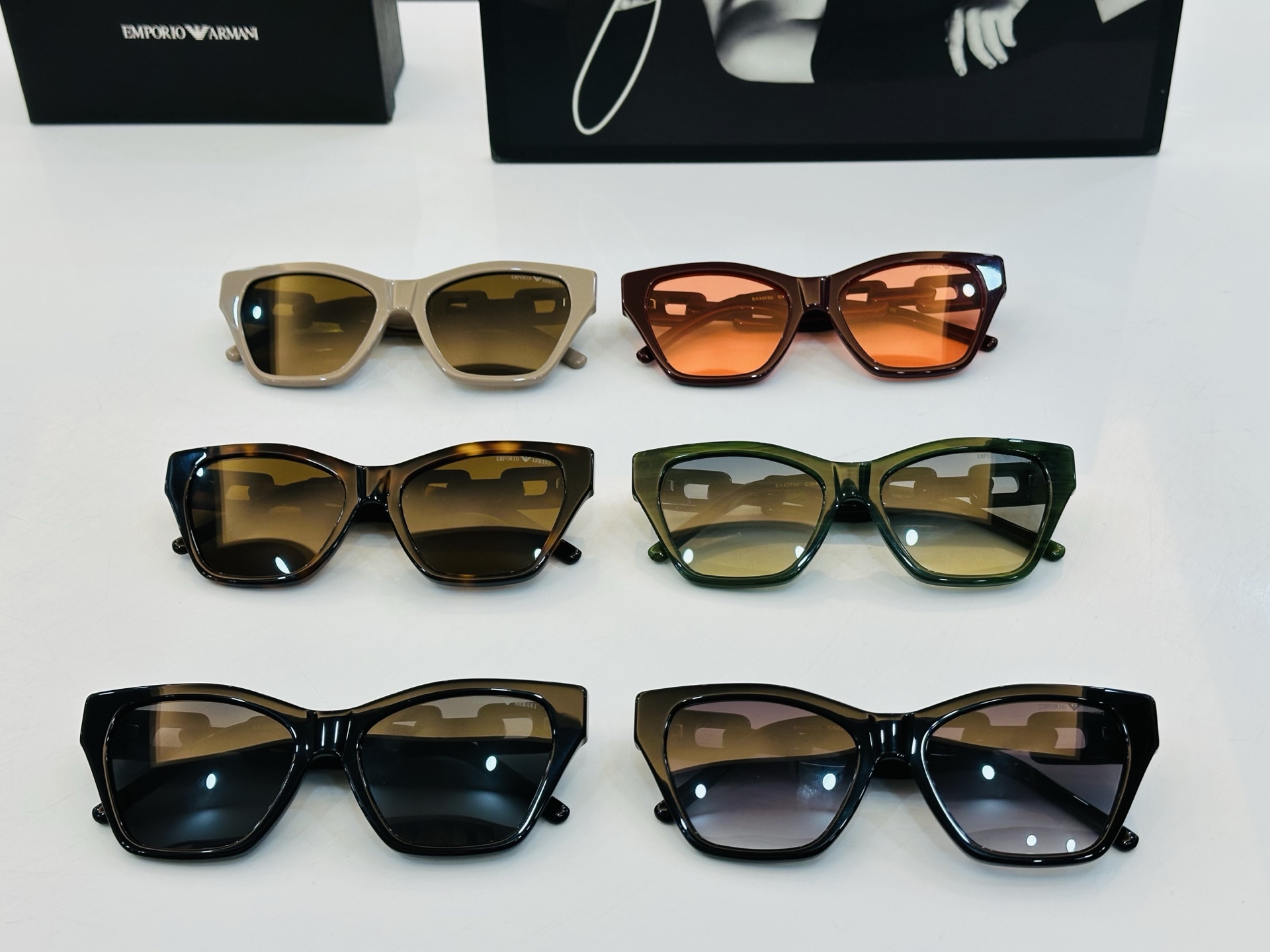 新款 阿马尼 EA4203U Size：56口18-147 📢📢👏高品质 bm太阳镜