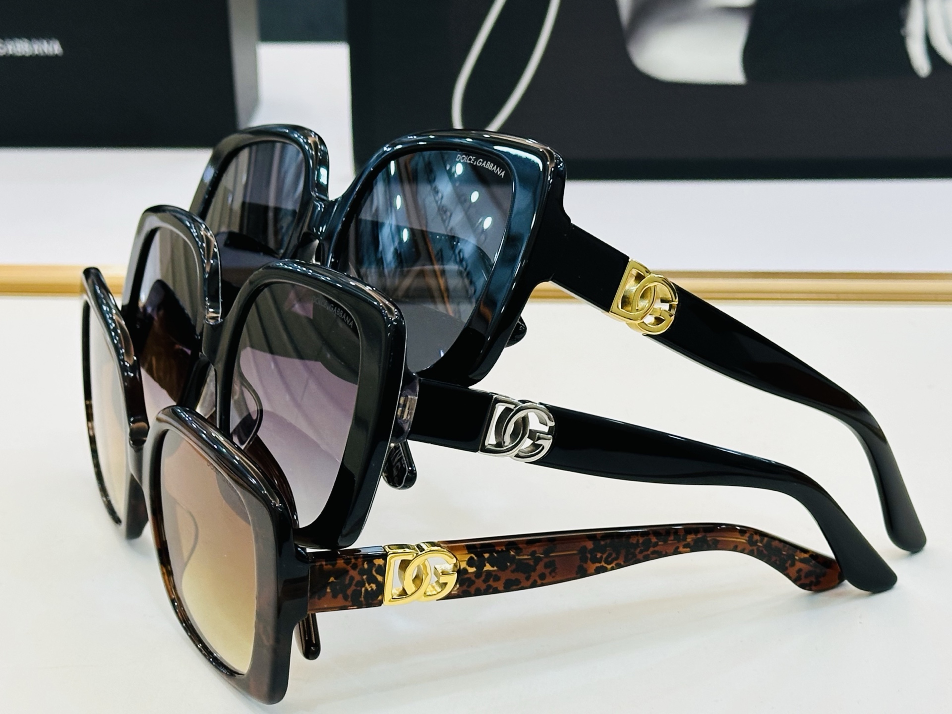 🆕 🔺DOLCE&GABBAN*🔻DG4475 Size：55口20-143 新颖独特🔝🔝b美艳绝伦